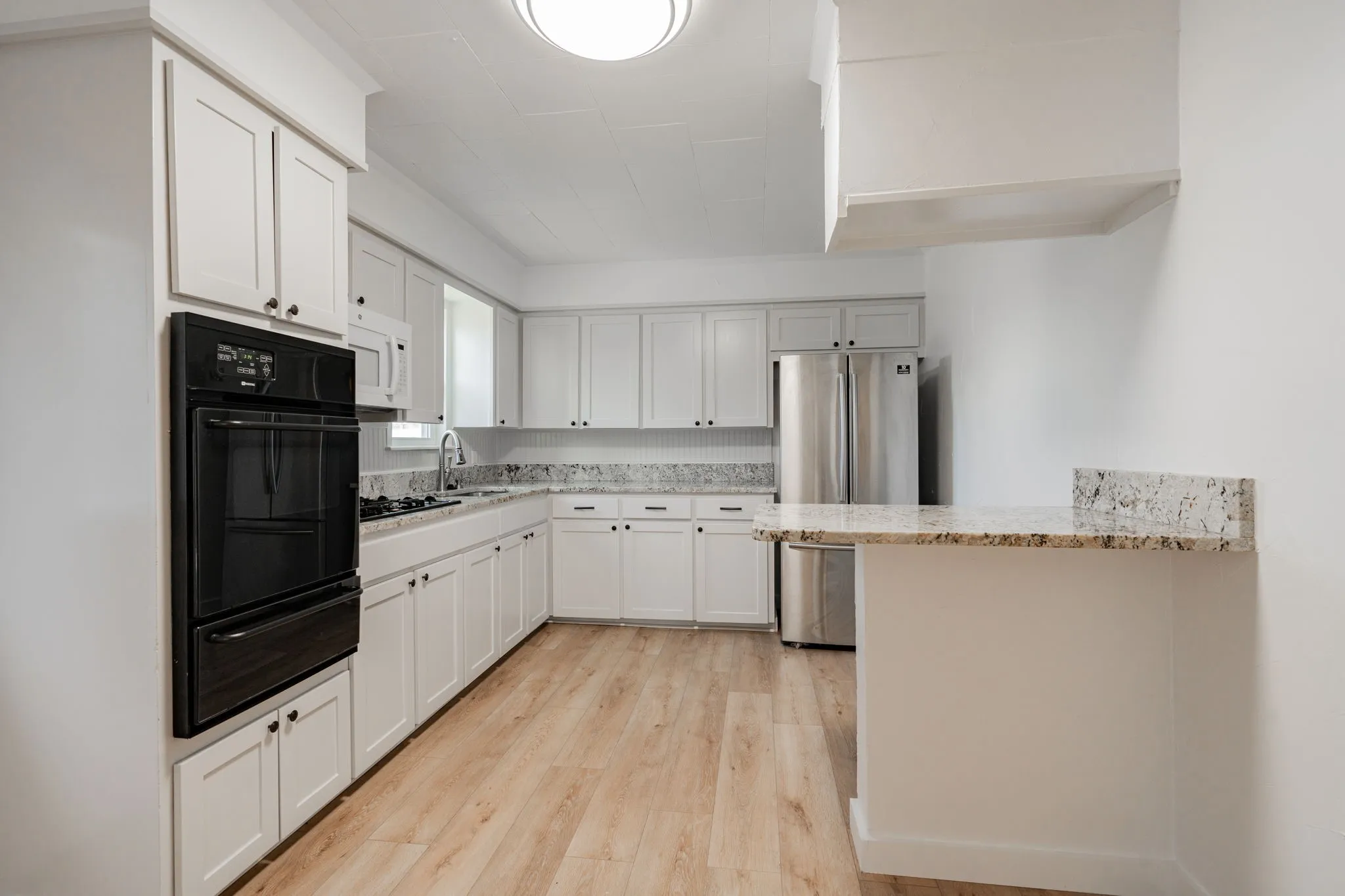 Single Family Residence For Sale in Hunt County , 2401 Gilmer Street, Caddo Mills, Texas 75135, 4 Bedrooms, 2 Bathrooms, Garage spaces, 1,296 Sqft, built in 1980, Price $255,000, mls#21285868, Real Estate Agent in Caddo Mills, Homes For Sale in Hunt county, Homes For Sale in Caddo Mills, Realtor in Caddo Mills Texas, Real Estate Brokerage Independent Realty Texas, Luminita Cordes Realtor