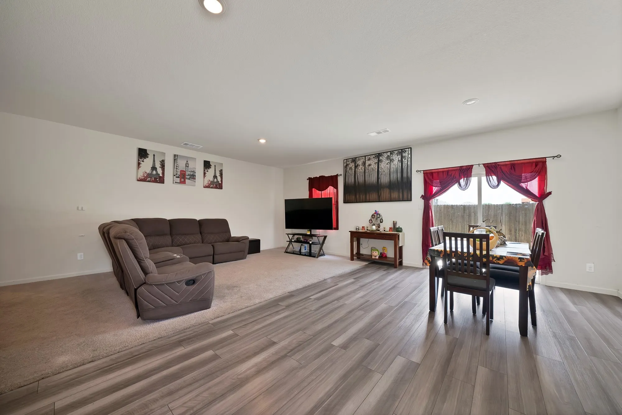 Single Family Residence For Sale in Tarrant County , 19 Cherryridge Drive, Edgecliff Village, Texas 76134, 3 Bedroom, 2 Bathroom, 2 Garage spaces, 1,519 Sqft, built in 2023, Price $292,500, mls#21283235, Real Estate Agent in Edgecliff Village, Homes For Sale in Tarrant county, Homes For Sale in Edgecliff Village, Realtor in Edgecliff Village Texas, Real Estate Brokerage Independent Realty Texas, Luminita Cordes Realtor