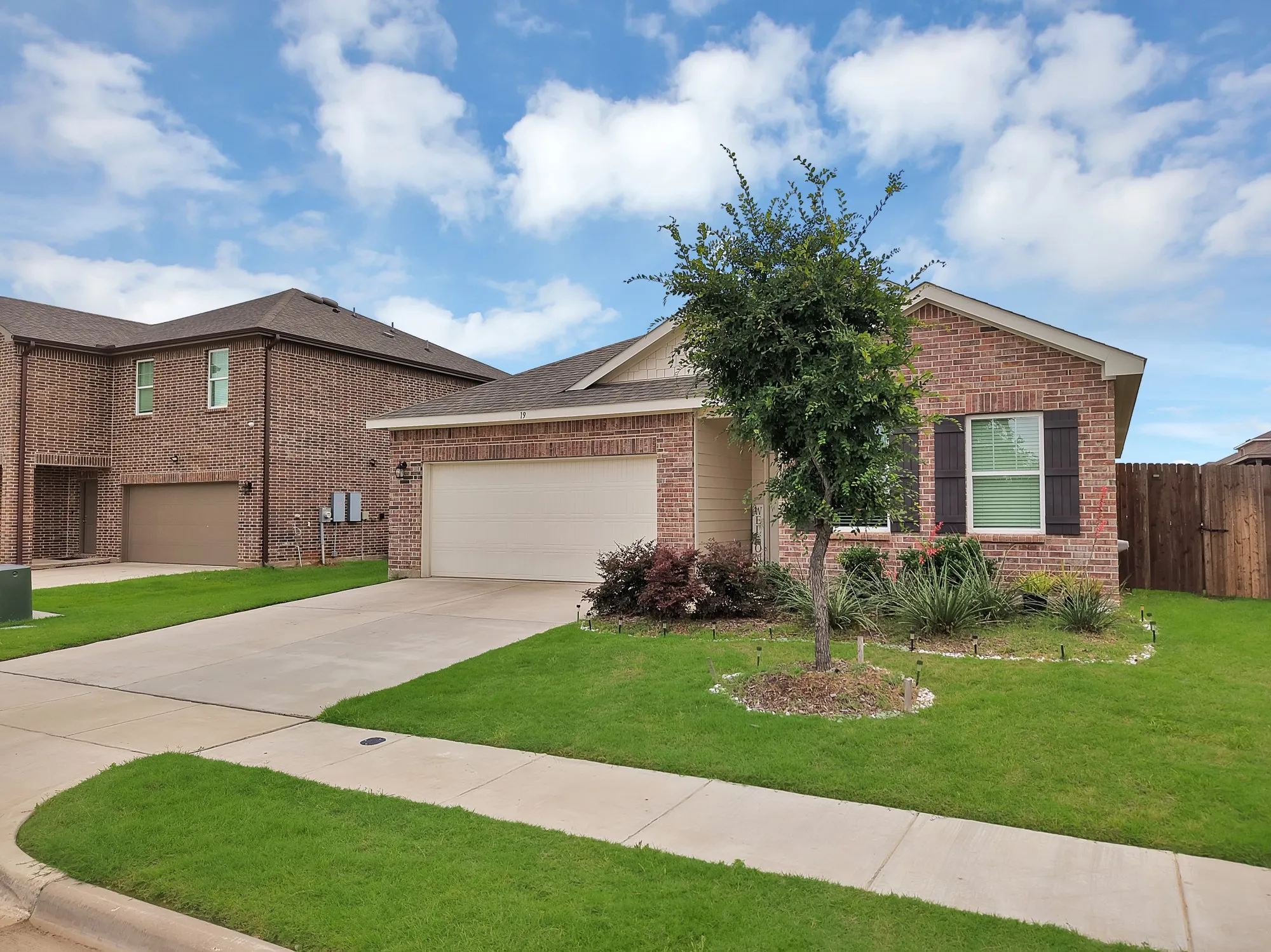 Single Family Residence For Sale in Tarrant County , 19 Cherryridge Drive, Edgecliff Village, Texas 76134, 3 Bedroom, 2 Bathroom, 2 Garage spaces, 1,519 Sqft, built in 2023, Price $292,500, mls#21283235, Real Estate Agent in Edgecliff Village, Homes For Sale in Tarrant county, Homes For Sale in Edgecliff Village, Realtor in Edgecliff Village Texas, Real Estate Brokerage Independent Realty Texas, Luminita Cordes Realtor