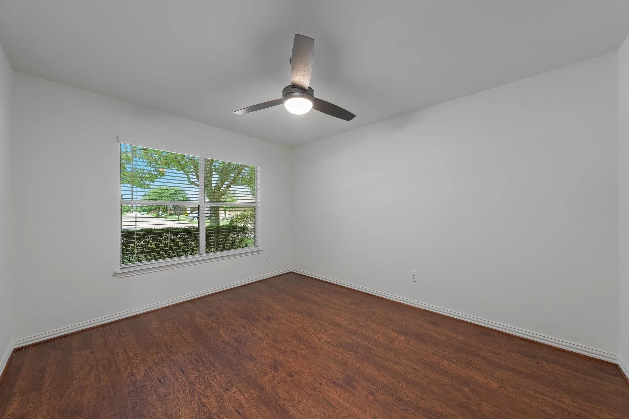 Single Family Residence For Rent in Denton County , 9604 Pinewood Drive, Denton, Texas 76207, 2 Bedrooms, 2 Bathrooms, 2 Garage spaces, 1,484 Sqft, built in 2004, Price $2,900, mls#21285890, Real Estate Agent in Denton, Homes For Rent in Denton county, Homes For Rent in Denton, Realtor in Denton Texas, Real Estate Brokerage Independent Realty Texas, Luminita Cordes Realtor