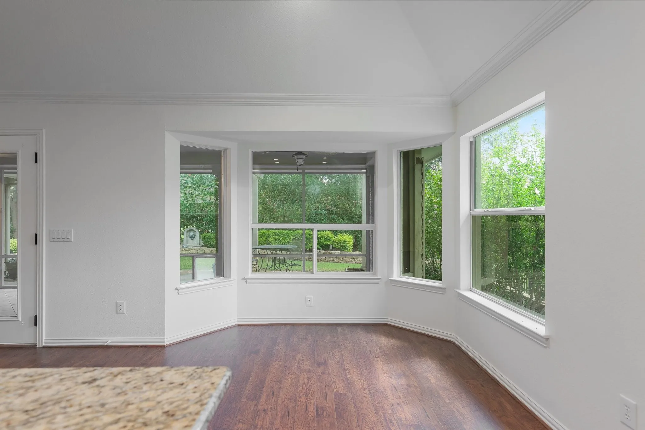 Single Family Residence For Rent in Denton County , 9604 Pinewood Drive, Denton, Texas 76207, 2 Bedrooms, 2 Bathrooms, 2 Garage spaces, 1,484 Sqft, built in 2004, Price $2,900, mls#21285890, Real Estate Agent in Denton, Homes For Rent in Denton county, Homes For Rent in Denton, Realtor in Denton Texas, Real Estate Brokerage Independent Realty Texas, Luminita Cordes Realtor