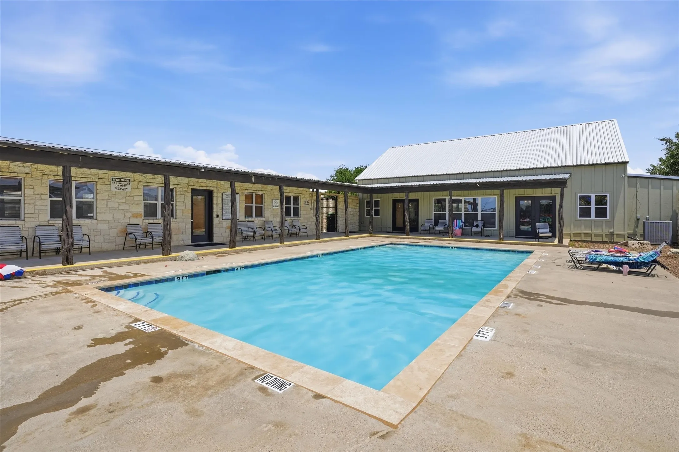 Single Family Residence For Sale in Wise County , 161 Dodge City Trail, Newark, Texas 76071, 3 Bedroom, 3 Bathroom, 2 Garage spaces, 1,704 Sqft, built in 2011, mls#21284251, Real Estate Agent in Newark, Homes For Sale in Wise county, Homes For Sale in Newark, Realtor in Newark Texas, Real Estate Brokerage Independent Realty Texas, Luminita Cordes Realtor