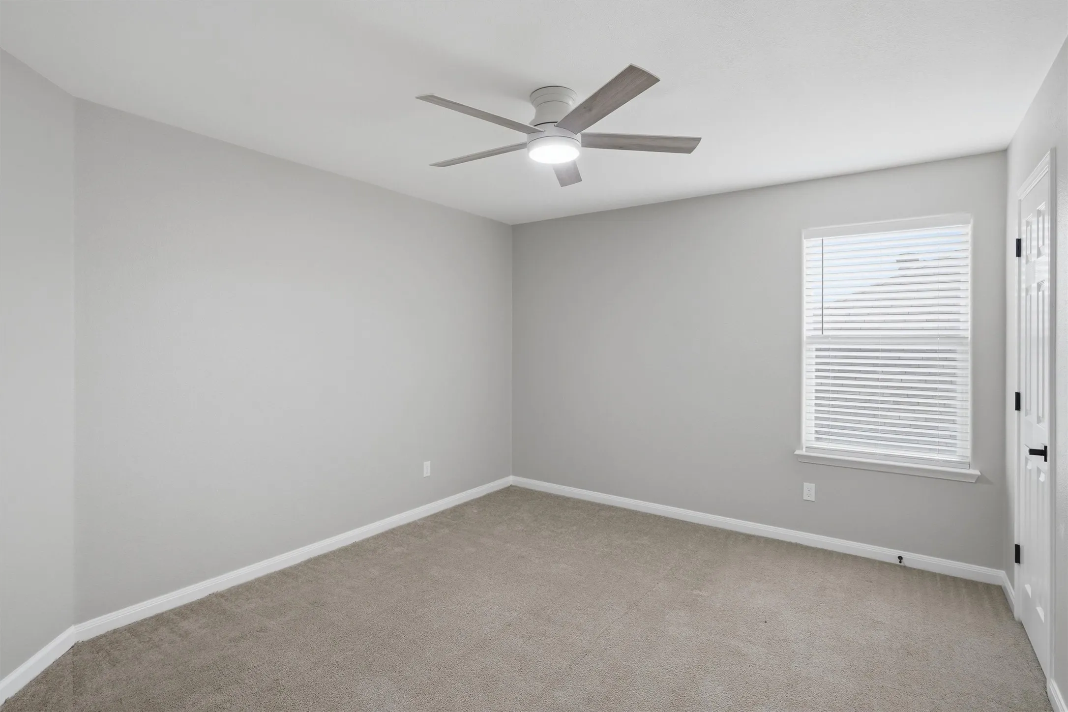Single Family Residence For Sale in Wise County , 161 Dodge City Trail, Newark, Texas 76071, 3 Bedroom, 3 Bathroom, 2 Garage spaces, 1,704 Sqft, built in 2011, mls#21284251, Real Estate Agent in Newark, Homes For Sale in Wise county, Homes For Sale in Newark, Realtor in Newark Texas, Real Estate Brokerage Independent Realty Texas, Luminita Cordes Realtor