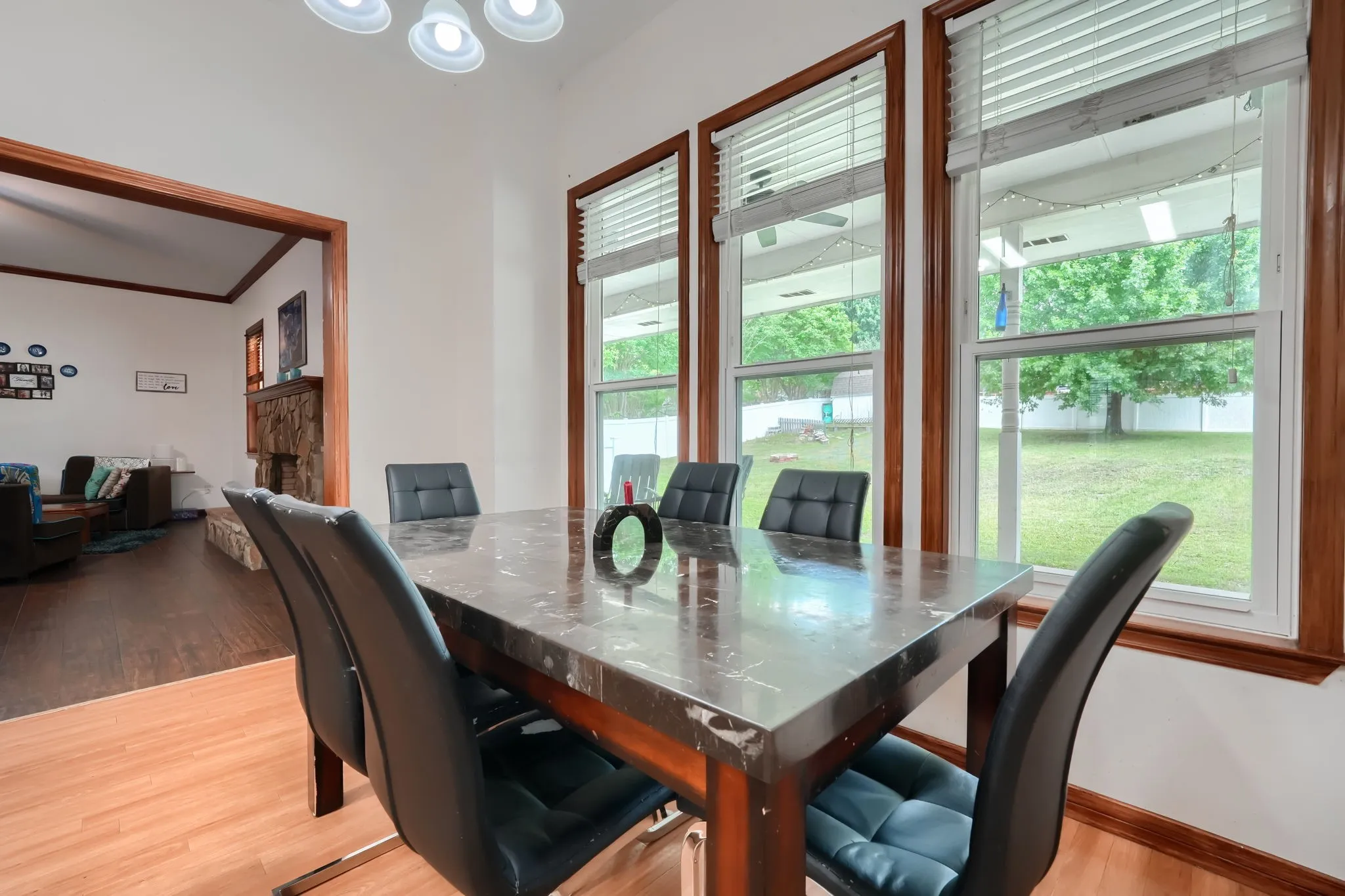 Single Family Residence For Sale in Dallas County , 4502 Dexham Road, Rowlett, Texas 75088, 4 Bedroom, 4 Bathroom, 3 Garage spaces, 2,949 Sqft, built in 1995, mls#21282709, Real Estate Agent in Rowlett, Homes For Sale in Dallas county, Homes For Sale in Rowlett, Realtor in Rowlett Texas, Real Estate Brokerage Independent Realty Texas, Luminita Cordes Realtor