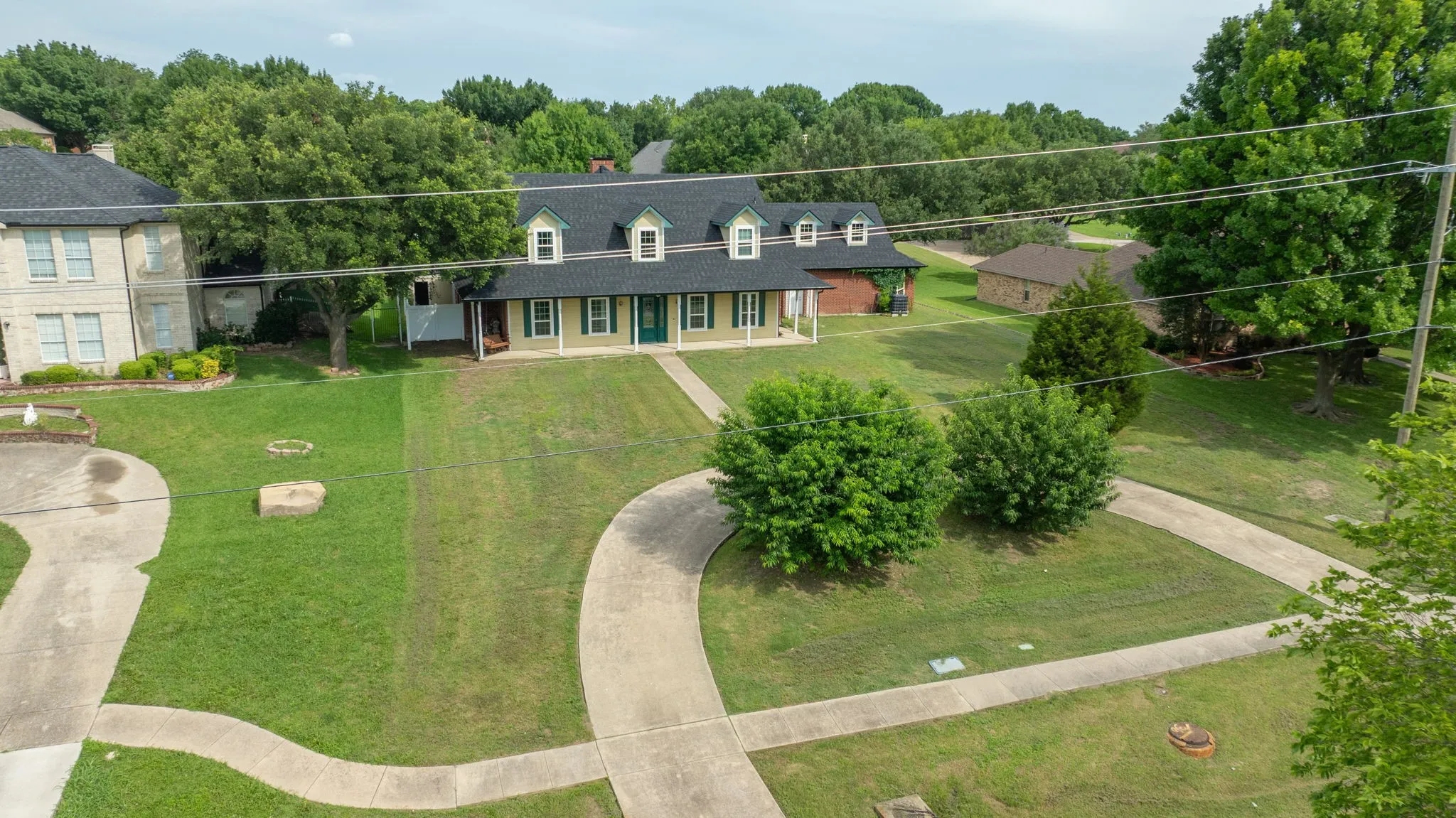Single Family Residence For Sale in Dallas County , 4502 Dexham Road, Rowlett, Texas 75088, 4 Bedroom, 4 Bathroom, 3 Garage spaces, 2,949 Sqft, built in 1995, mls#21282709, Real Estate Agent in Rowlett, Homes For Sale in Dallas county, Homes For Sale in Rowlett, Realtor in Rowlett Texas, Real Estate Brokerage Independent Realty Texas, Luminita Cordes Realtor