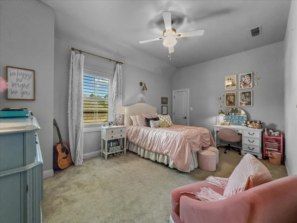 Single Family Residence For Sale in Tarrant County , 1400 Eleanor Rigby Lane, Mansfield, Texas 76063, 5 Bedroom, 4 Bathroom, 3 Garage spaces, 4,074 Sqft, built in 2008, mls#21283852, Real Estate Agent in Mansfield, Homes For Sale in Tarrant county, Homes For Sale in Mansfield, Realtor in Mansfield Texas, Real Estate Brokerage Independent Realty Texas, Luminita Cordes Realtor