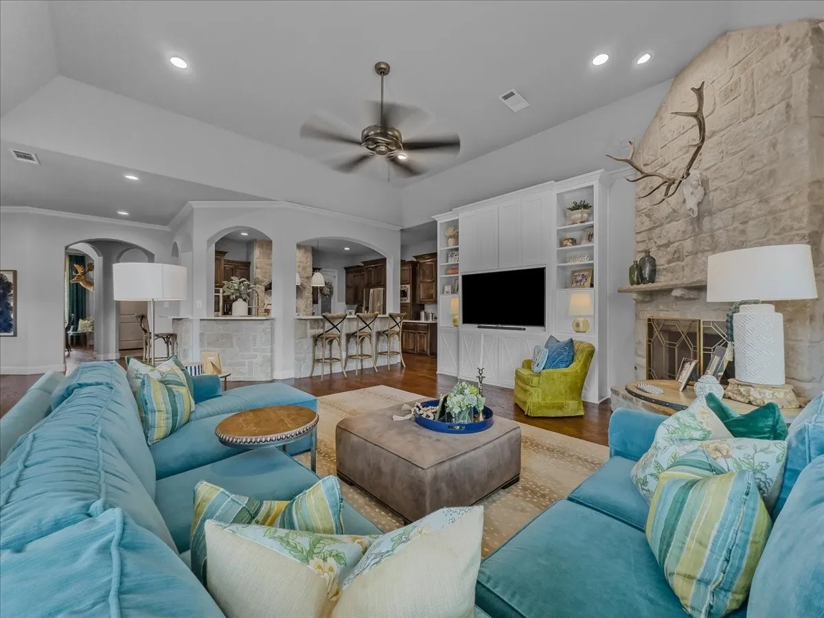 Single Family Residence For Sale in Tarrant County , 1400 Eleanor Rigby Lane, Mansfield, Texas 76063, 5 Bedroom, 4 Bathroom, 3 Garage spaces, 4,074 Sqft, built in 2008, mls#21283852, Real Estate Agent in Mansfield, Homes For Sale in Tarrant county, Homes For Sale in Mansfield, Realtor in Mansfield Texas, Real Estate Brokerage Independent Realty Texas, Luminita Cordes Realtor