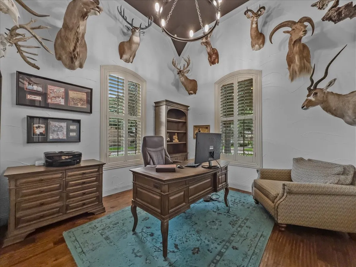 Single Family Residence For Sale in Tarrant County , 1400 Eleanor Rigby Lane, Mansfield, Texas 76063, 5 Bedroom, 4 Bathroom, 3 Garage spaces, 4,074 Sqft, built in 2008, mls#21283852, Real Estate Agent in Mansfield, Homes For Sale in Tarrant county, Homes For Sale in Mansfield, Realtor in Mansfield Texas, Real Estate Brokerage Independent Realty Texas, Luminita Cordes Realtor