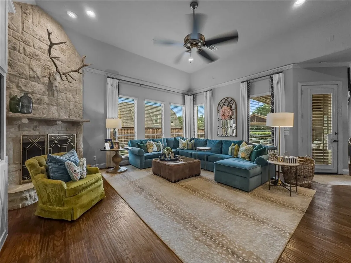Single Family Residence For Sale in Tarrant County , 1400 Eleanor Rigby Lane, Mansfield, Texas 76063, 5 Bedroom, 4 Bathroom, 3 Garage spaces, 4,074 Sqft, built in 2008, mls#21283852, Real Estate Agent in Mansfield, Homes For Sale in Tarrant county, Homes For Sale in Mansfield, Realtor in Mansfield Texas, Real Estate Brokerage Independent Realty Texas, Luminita Cordes Realtor