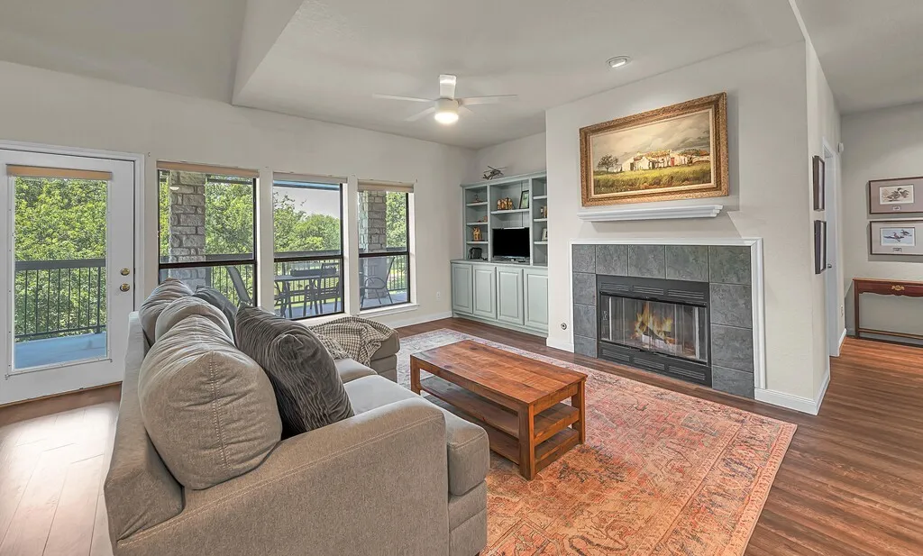 Condominium For Sale in Hill County , 27095 Meadowmore Court 402, Whitney, Texas 76692, 3 Bedrooms, 3 Bathrooms, 1 Garage spaces, 1,764 Sqft, built in 2000, Price $315,000, mls#21286045, Real Estate Agent in Whitney, Homes For Sale in Hill county, Homes For Sale in Whitney, Realtor in Whitney Texas, Real Estate Brokerage Independent Realty Texas, Luminita Cordes Realtor