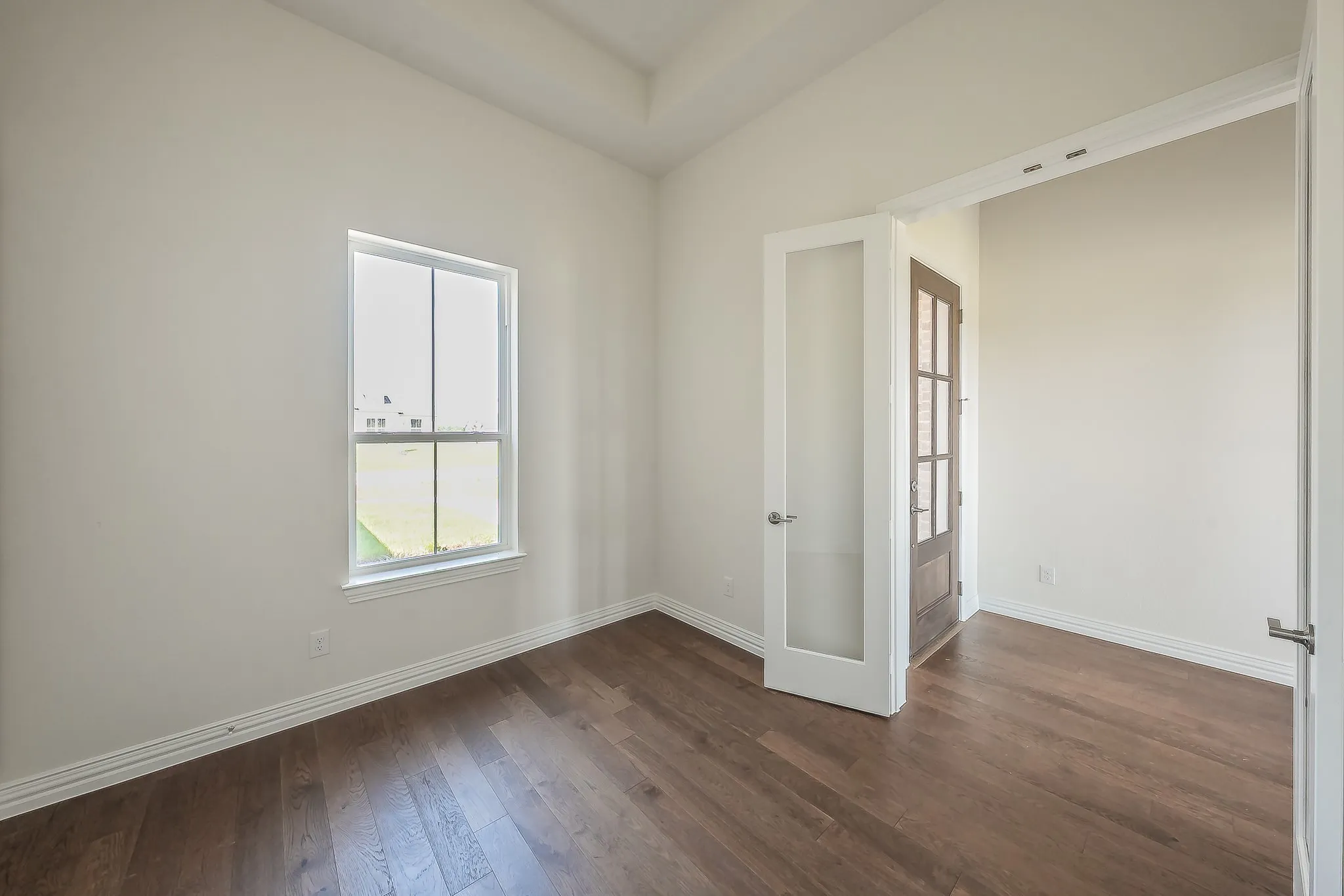 Single Family Residence For Sale in Ellis County , 10610 Winter Wheat Lane, Venus, Texas 76084, 4 Bedroom, 4 Bathroom, 2 Garage spaces, 2,404 Sqft, built in 2025, mls#21286034, Real Estate Agent in Venus, Homes For Sale in Ellis county, Homes For Sale in Venus, Realtor in Venus Texas, Real Estate Brokerage Independent Realty Texas, Luminita Cordes Realtor