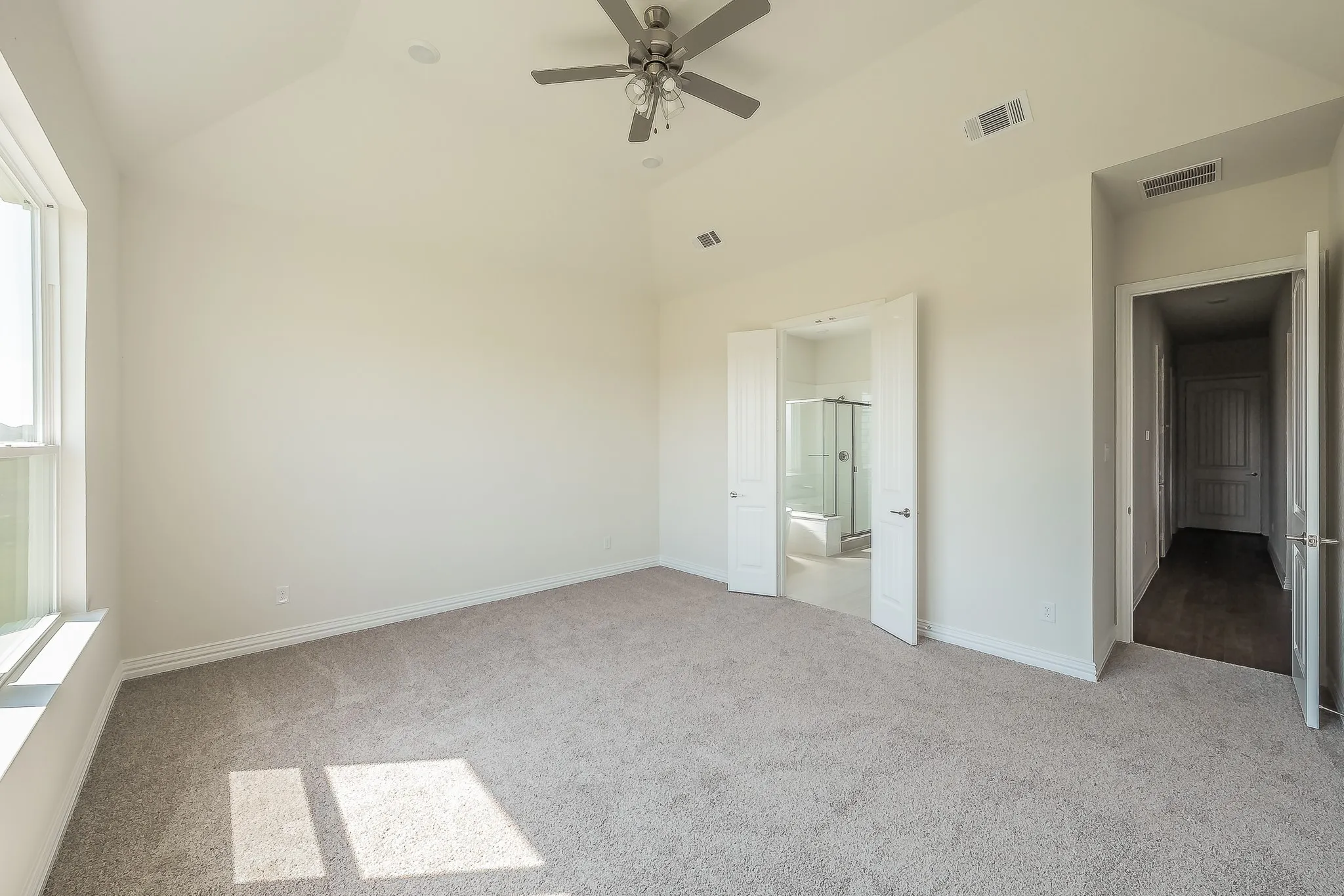 Single Family Residence For Sale in Ellis County , 10610 Winter Wheat Lane, Venus, Texas 76084, 4 Bedroom, 4 Bathroom, 2 Garage spaces, 2,404 Sqft, built in 2025, mls#21286034, Real Estate Agent in Venus, Homes For Sale in Ellis county, Homes For Sale in Venus, Realtor in Venus Texas, Real Estate Brokerage Independent Realty Texas, Luminita Cordes Realtor