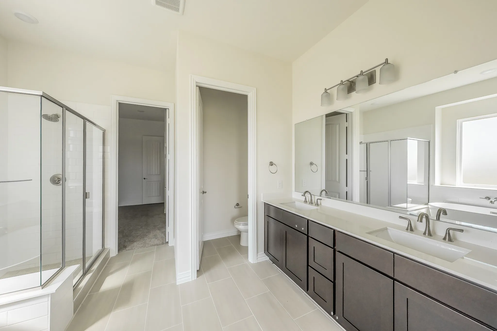 Single Family Residence For Sale in Ellis County , 10610 Winter Wheat Lane, Venus, Texas 76084, 4 Bedroom, 4 Bathroom, 2 Garage spaces, 2,404 Sqft, built in 2025, mls#21286034, Real Estate Agent in Venus, Homes For Sale in Ellis county, Homes For Sale in Venus, Realtor in Venus Texas, Real Estate Brokerage Independent Realty Texas, Luminita Cordes Realtor