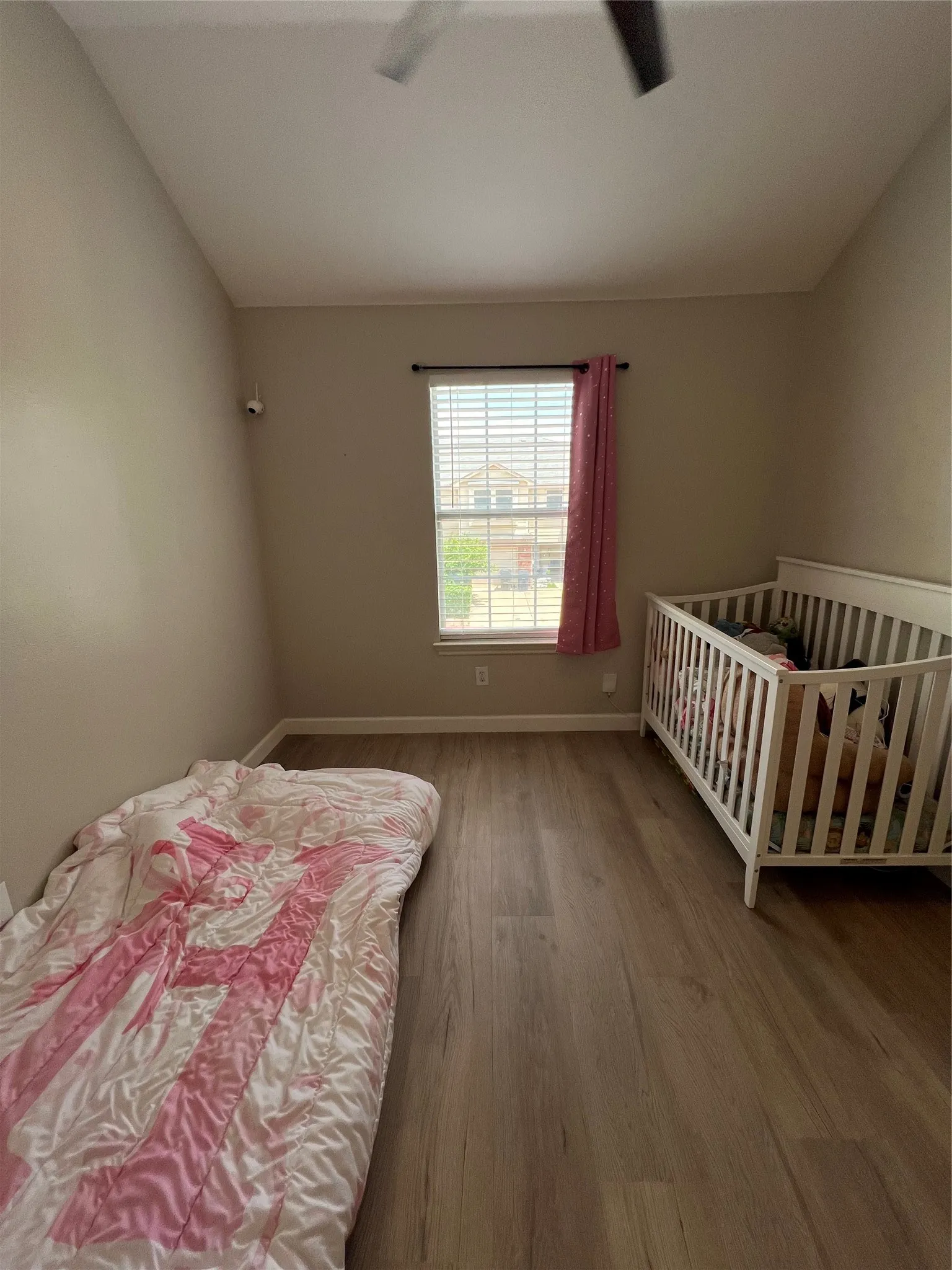 Townhouse For Sale in Tarrant County , 12630 Bay Avenue, Fort Worth, Texas 76040, 3 Bedroom, 3 Bathroom, 1 Garage spaces, 1,781 Sqft, built in 2005, mls#21280462, Real Estate Agent in Fort Worth, Homes For Sale in Tarrant county, Homes For Sale in Fort Worth, Realtor in Fort Worth Texas, Real Estate Brokerage Independent Realty Texas, Luminita Cordes Realtor