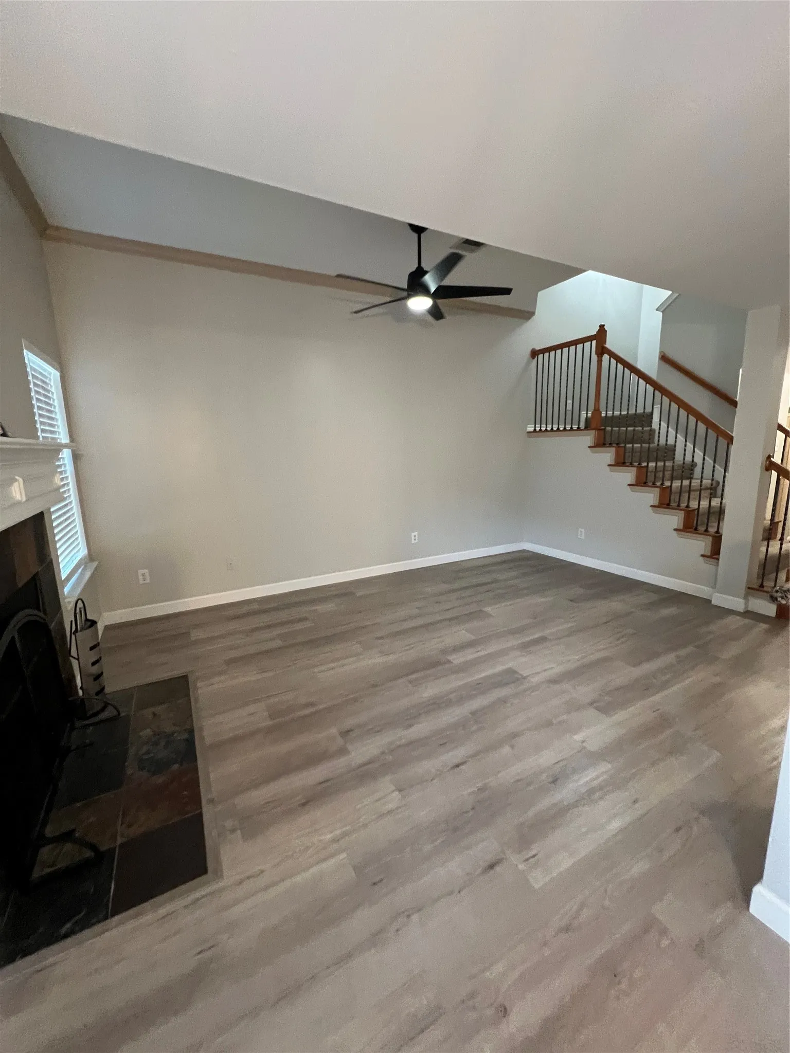 Townhouse For Sale in Tarrant County , 12630 Bay Avenue, Fort Worth, Texas 76040, 3 Bedroom, 3 Bathroom, 1 Garage spaces, 1,781 Sqft, built in 2005, mls#21280462, Real Estate Agent in Fort Worth, Homes For Sale in Tarrant county, Homes For Sale in Fort Worth, Realtor in Fort Worth Texas, Real Estate Brokerage Independent Realty Texas, Luminita Cordes Realtor