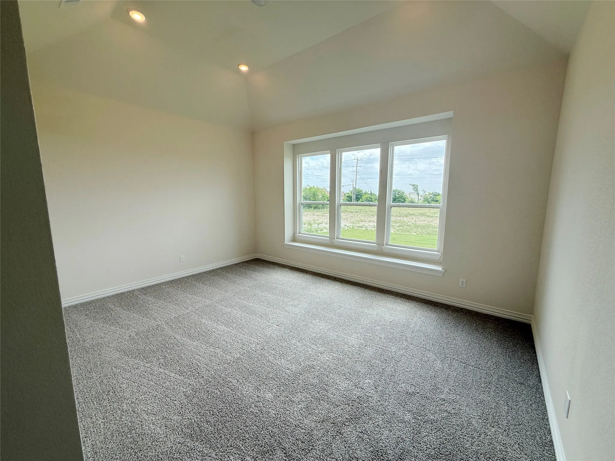 Single Family Residence For Sale in Parker County , 204 Slimp Bluff, Azle, Texas 76020, 4 Bedroom, 4 Bathroom, 3 Garage spaces, 2,725 Sqft, built in 2025, mls#21286029, Real Estate Agent in Azle, Homes For Sale in Parker county, Homes For Sale in Azle, Realtor in Azle Texas, Real Estate Brokerage Independent Realty Texas, Luminita Cordes Realtor