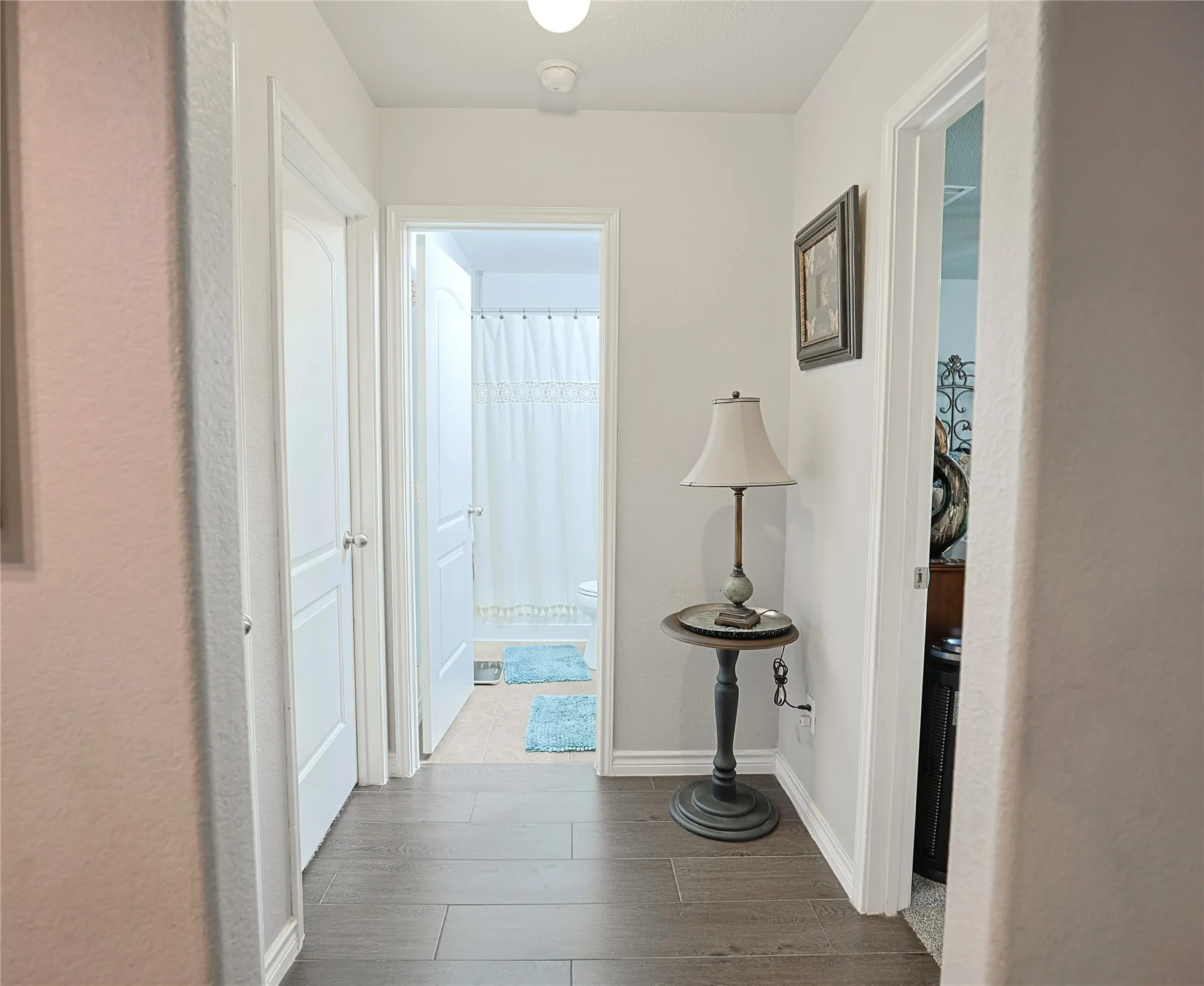 Single Family Residence For Sale in Parker County , 244 Spoke Trail, Willow Park, Texas 76087, 3 Bedroom, 2 Bathroom, 2 Garage spaces, 1,750 Sqft, built in 2007, mls#21285409, Real Estate Agent in Willow Park, Homes For Sale in Parker county, Homes For Sale in Willow Park, Realtor in Willow Park Texas, Real Estate Brokerage Independent Realty Texas, Luminita Cordes Realtor