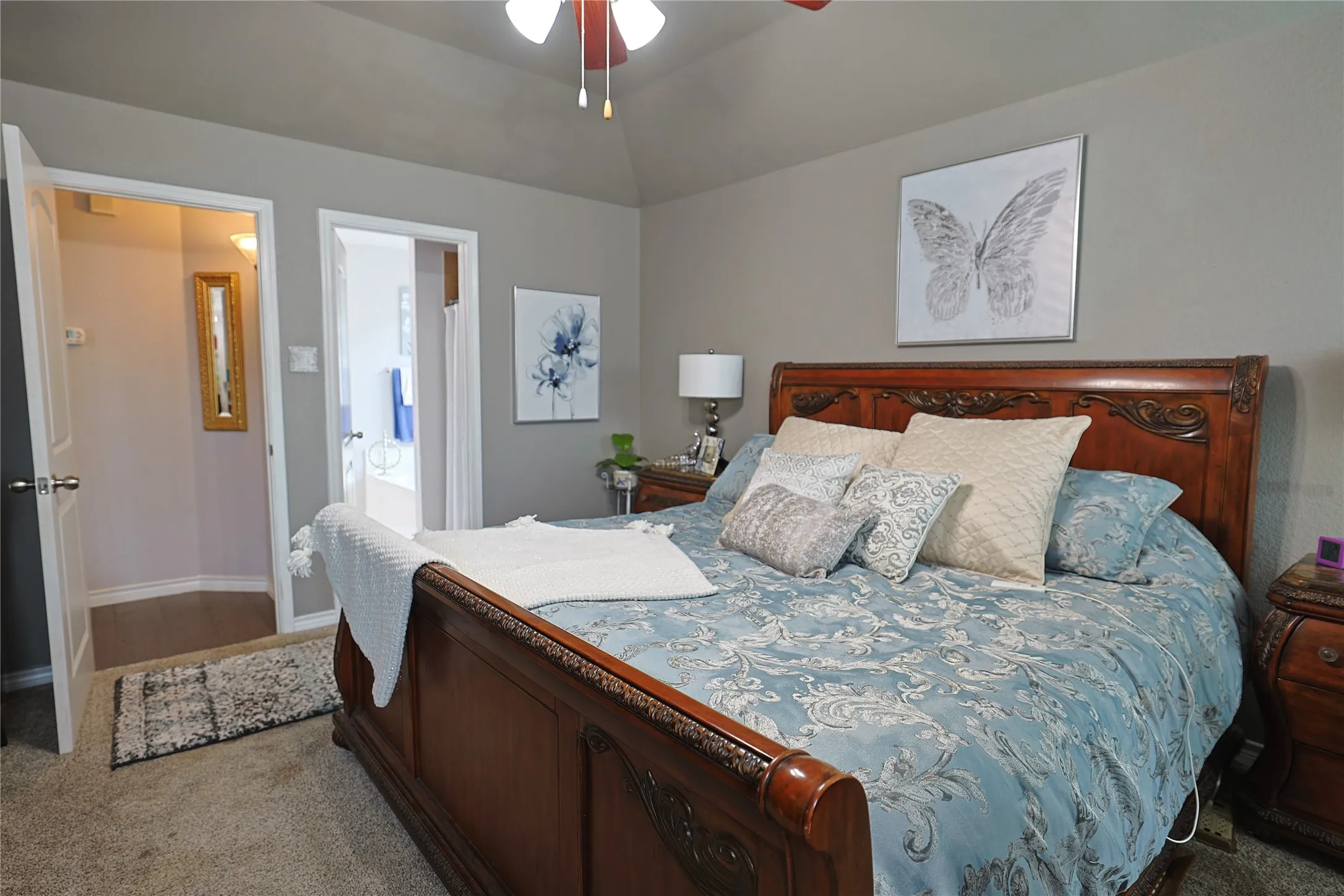 Single Family Residence For Sale in Parker County , 244 Spoke Trail, Willow Park, Texas 76087, 3 Bedroom, 2 Bathroom, 2 Garage spaces, 1,750 Sqft, built in 2007, mls#21285409, Real Estate Agent in Willow Park, Homes For Sale in Parker county, Homes For Sale in Willow Park, Realtor in Willow Park Texas, Real Estate Brokerage Independent Realty Texas, Luminita Cordes Realtor