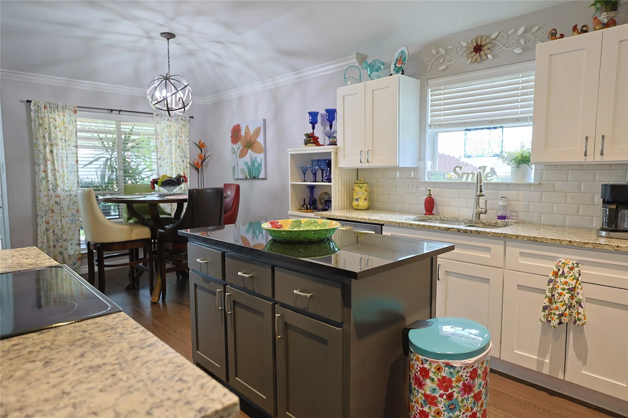 Single Family Residence For Sale in Parker County , 244 Spoke Trail, Willow Park, Texas 76087, 3 Bedroom, 2 Bathroom, 2 Garage spaces, 1,750 Sqft, built in 2007, mls#21285409, Real Estate Agent in Willow Park, Homes For Sale in Parker county, Homes For Sale in Willow Park, Realtor in Willow Park Texas, Real Estate Brokerage Independent Realty Texas, Luminita Cordes Realtor