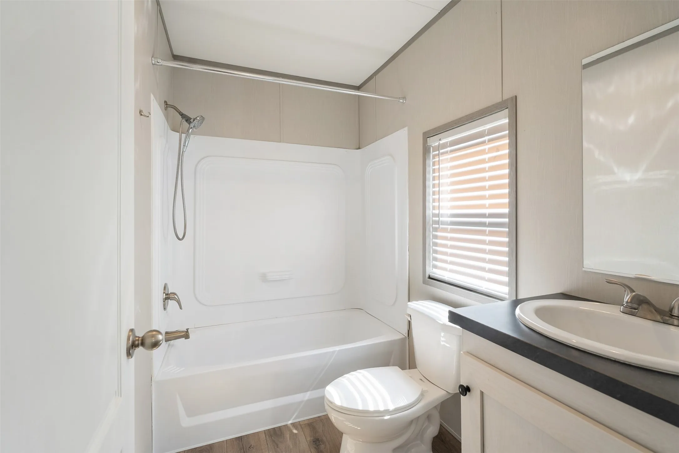 Mobile Home For Sale in Henderson County , 229 Forest Lane Drive B, Mabank, Texas 75156, 2 Bedroom, 2 Bathroom, Garage spaces, 1,088 Sqft, built in 2022, mls#21280350, Real Estate Agent in Mabank, Homes For Sale in Henderson county, Homes For Sale in Mabank, Realtor in Mabank Texas, Real Estate Brokerage Independent Realty Texas, Luminita Cordes Realtor