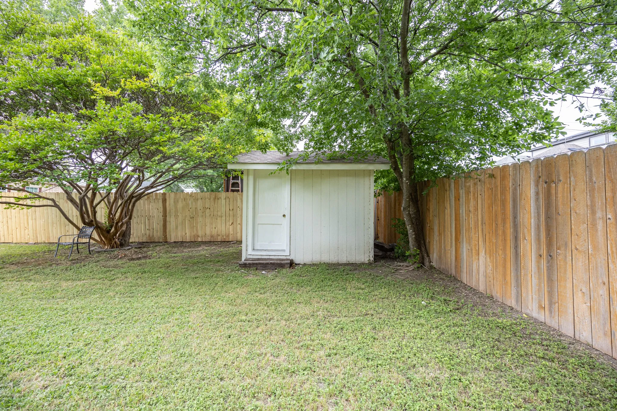 Single Family Residence For Sale in Tarrant County , 4324 Geddes Avenue, Fort Worth, Texas 76107, 2 Bedrooms, 2 Bathrooms, Garage spaces, 750 Sqft, built in 1942, Price $299,000, mls#21286094, Real Estate Agent in Fort Worth, Homes For Sale in Tarrant county, Homes For Sale in Fort Worth, Realtor in Fort Worth Texas, Real Estate Brokerage Independent Realty Texas, Luminita Cordes Realtor