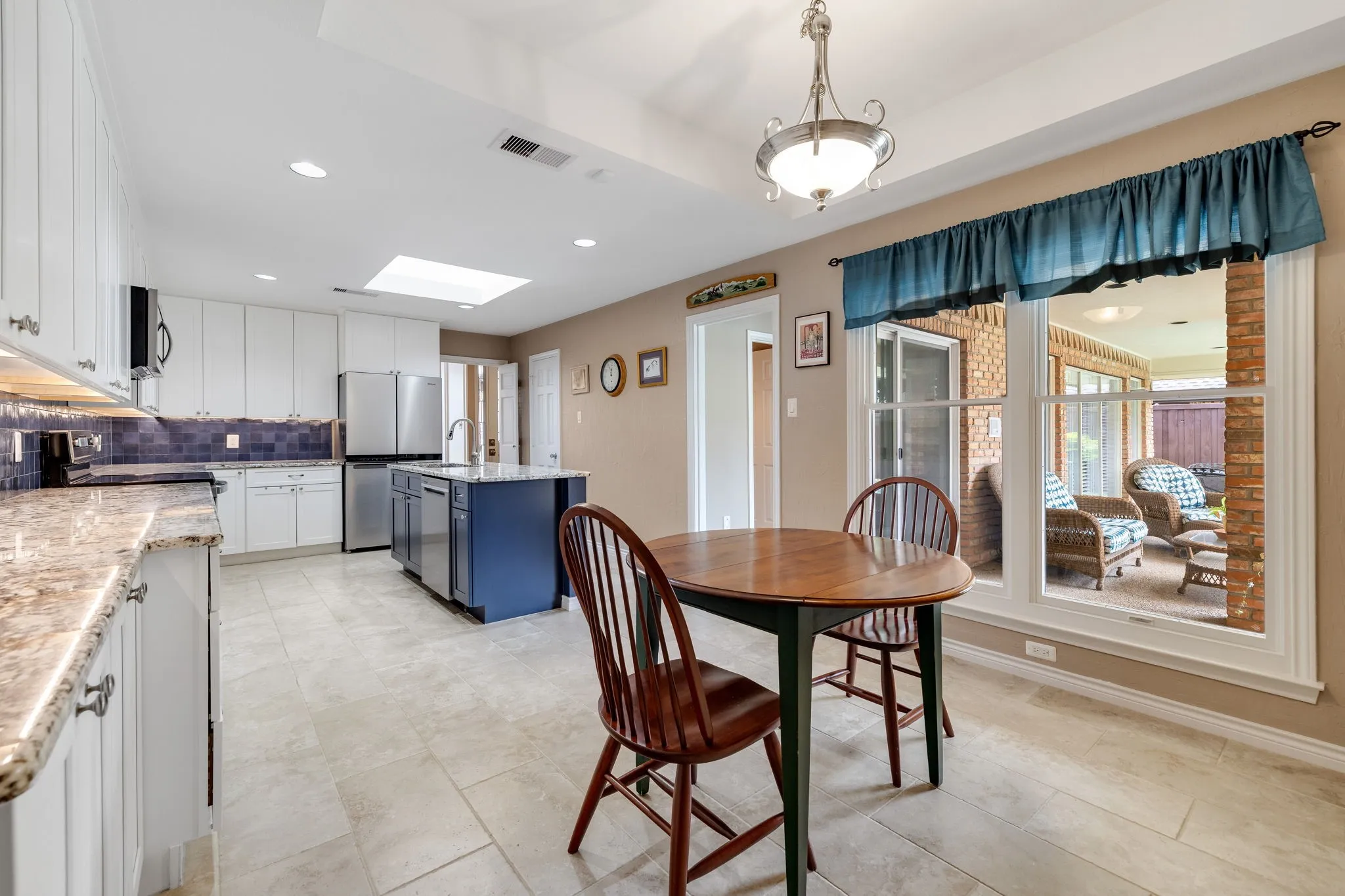 Single Family Residence For Sale in Collin County , 5812 Gallant Fox Lane, Plano, Texas 75093, 4 Bedroom, 4 Bathroom, 2 Garage spaces, 3,120 Sqft, built in 1982, mls#21282975, Real Estate Agent in Plano, Homes For Sale in Collin county, Homes For Sale in Plano, Realtor in Plano Texas, Real Estate Brokerage Independent Realty Texas, Luminita Cordes Realtor