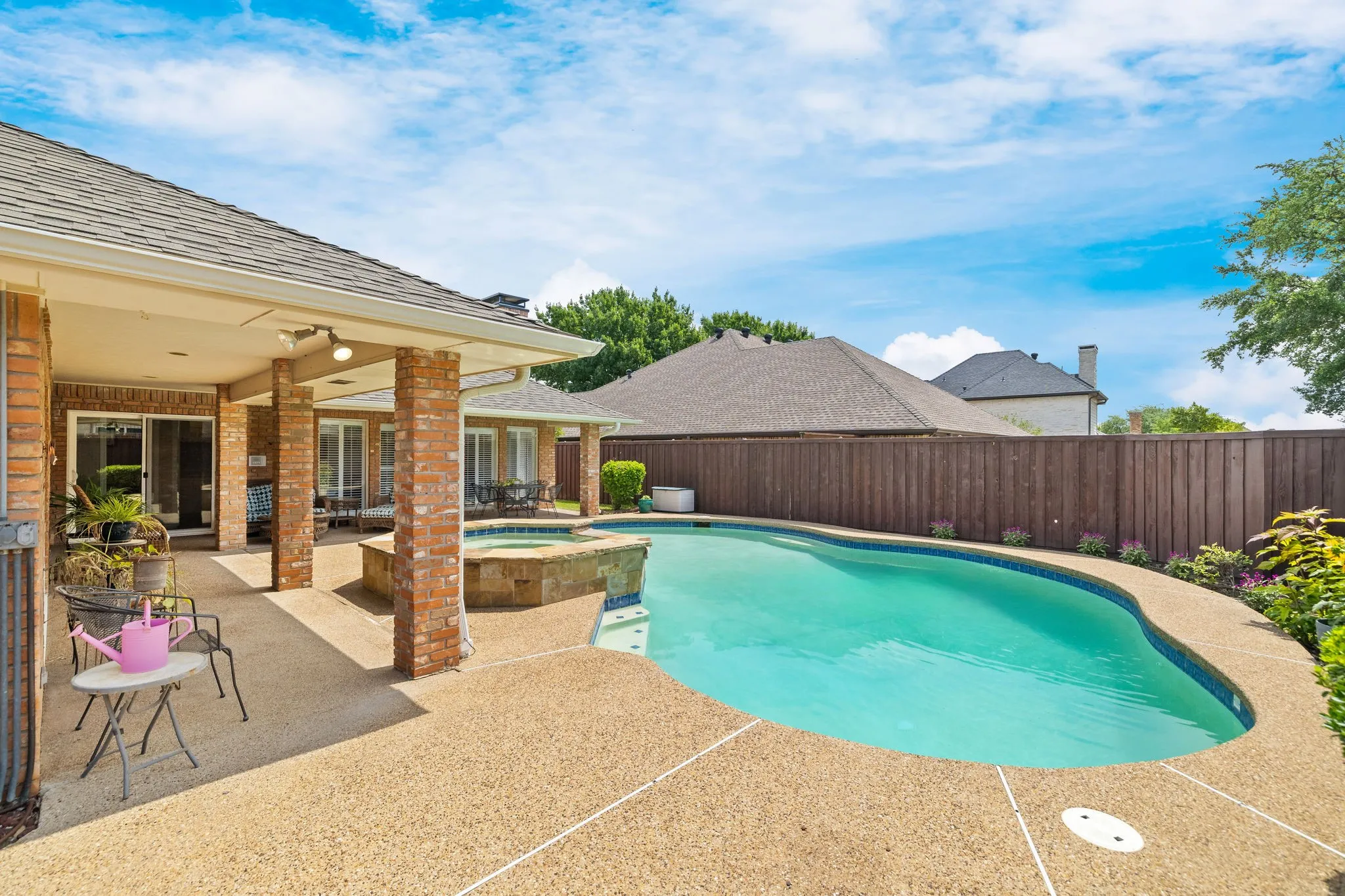Single Family Residence For Sale in Collin County , 5812 Gallant Fox Lane, Plano, Texas 75093, 4 Bedroom, 4 Bathroom, 2 Garage spaces, 3,120 Sqft, built in 1982, mls#21282975, Real Estate Agent in Plano, Homes For Sale in Collin county, Homes For Sale in Plano, Realtor in Plano Texas, Real Estate Brokerage Independent Realty Texas, Luminita Cordes Realtor
