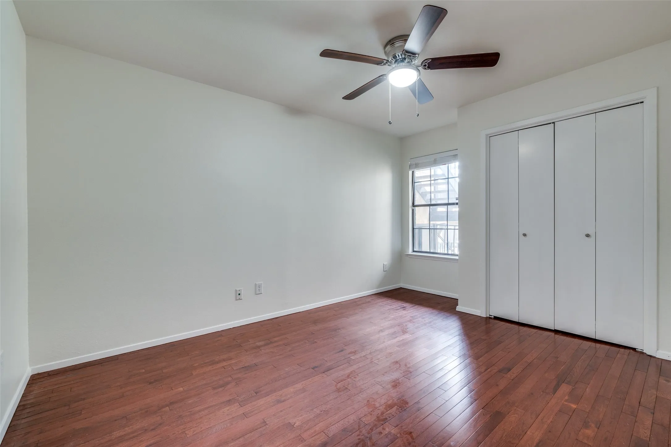 Condominium For Sale in Dallas County , 4800 Northway Drive 2C, Dallas, Texas 75206, 2 Bedroom, 2 Bathroom, Garage spaces, 1,018 Sqft, built in 1981, mls#21286100, Real Estate Agent in Dallas, Homes For Sale in Dallas county, Homes For Sale in Dallas, Realtor in Dallas Texas, Real Estate Brokerage Independent Realty Texas, Luminita Cordes Realtor