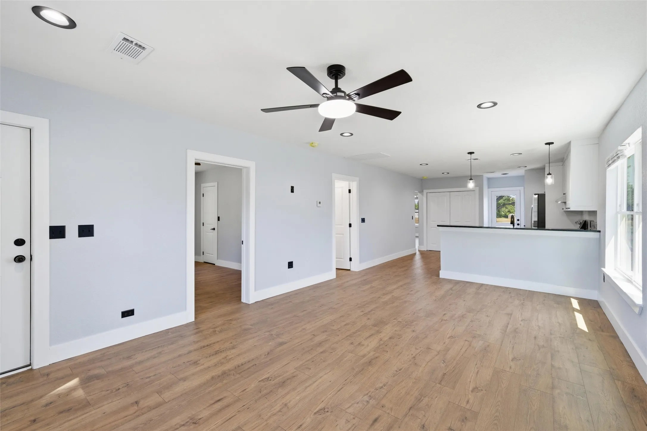 Single Family Residence For Sale in Robertson County , 204 S Anderson Street, Bremond, Texas 76629, 3 Bedroom, 2 Bathroom, Garage spaces, 1,204 Sqft, built in 2024, mls#21286102, Real Estate Agent in Bremond, Homes For Sale in Robertson county, Homes For Sale in Bremond, Realtor in Bremond Texas, Real Estate Brokerage Independent Realty Texas, Luminita Cordes Realtor