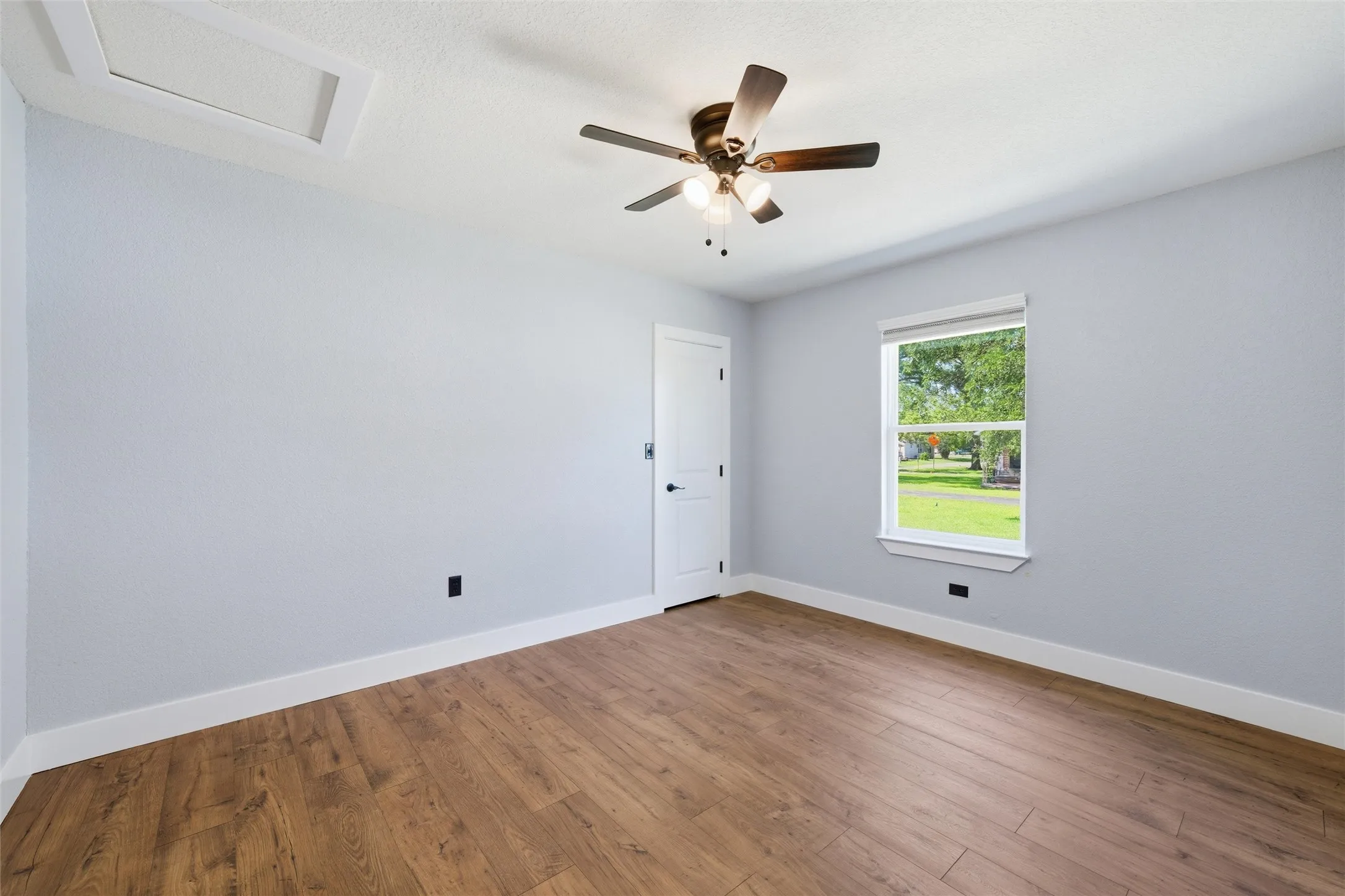 Single Family Residence For Sale in Robertson County , 204 S Anderson Street, Bremond, Texas 76629, 3 Bedroom, 2 Bathroom, Garage spaces, 1,204 Sqft, built in 2024, mls#21286102, Real Estate Agent in Bremond, Homes For Sale in Robertson county, Homes For Sale in Bremond, Realtor in Bremond Texas, Real Estate Brokerage Independent Realty Texas, Luminita Cordes Realtor