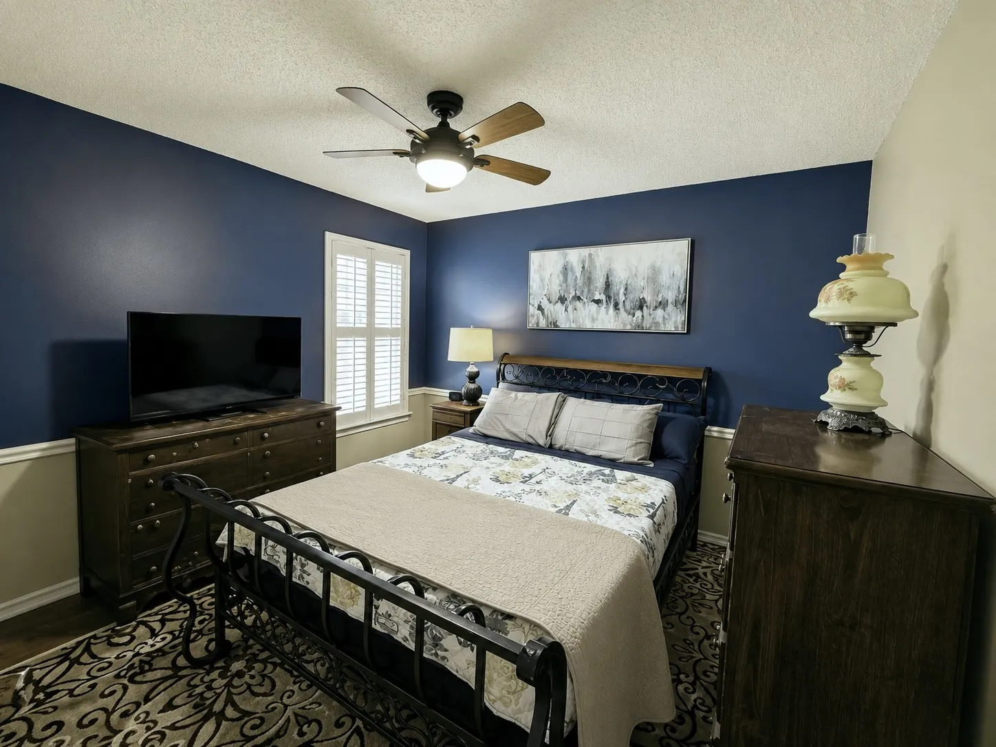 One of two 2nd floor guest bedrooms
