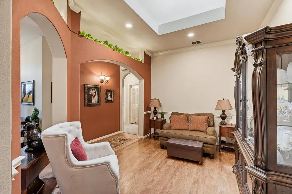 Single Family Residence For Sale in Tarrant County , 5204 Appalachian Way, Fort Worth, Texas 76123, 4 Bedrooms, 2 Bathrooms, 2 Garage spaces, 2,268 Sqft, built in 2002, Price $325,000, mls#21286121, Real Estate Agent in Fort Worth, Homes For Sale in Tarrant county, Homes For Sale in Fort Worth, Realtor in Fort Worth Texas, Real Estate Brokerage Independent Realty Texas, Luminita Cordes Realtor