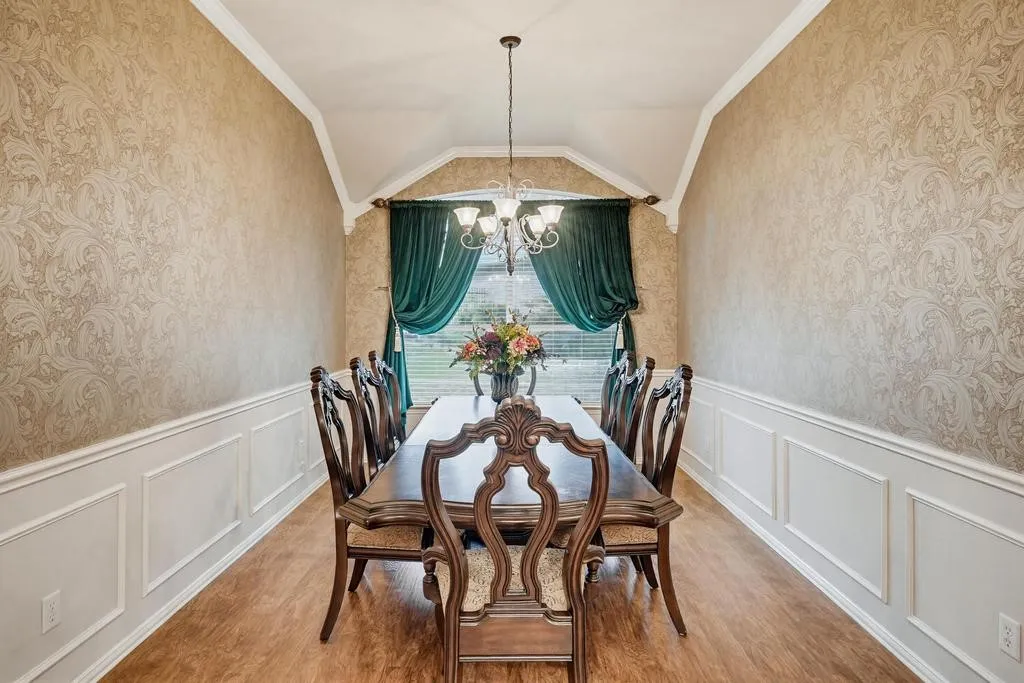 Single Family Residence For Sale in Tarrant County , 5204 Appalachian Way, Fort Worth, Texas 76123, 4 Bedrooms, 2 Bathrooms, 2 Garage spaces, 2,268 Sqft, built in 2002, Price $325,000, mls#21286121, Real Estate Agent in Fort Worth, Homes For Sale in Tarrant county, Homes For Sale in Fort Worth, Realtor in Fort Worth Texas, Real Estate Brokerage Independent Realty Texas, Luminita Cordes Realtor