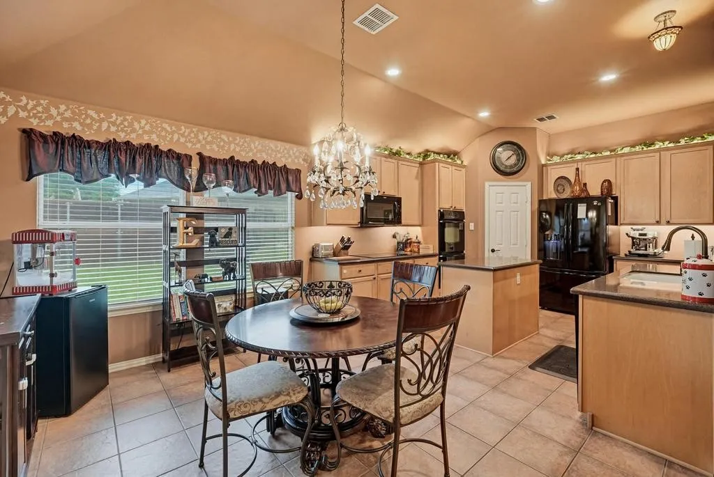 Single Family Residence For Sale in Tarrant County , 5204 Appalachian Way, Fort Worth, Texas 76123, 4 Bedrooms, 2 Bathrooms, 2 Garage spaces, 2,268 Sqft, built in 2002, Price $325,000, mls#21286121, Real Estate Agent in Fort Worth, Homes For Sale in Tarrant county, Homes For Sale in Fort Worth, Realtor in Fort Worth Texas, Real Estate Brokerage Independent Realty Texas, Luminita Cordes Realtor