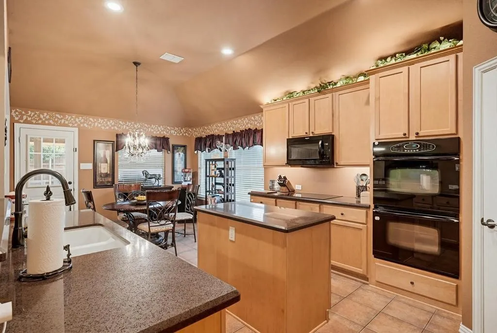 Single Family Residence For Sale in Tarrant County , 5204 Appalachian Way, Fort Worth, Texas 76123, 4 Bedrooms, 2 Bathrooms, 2 Garage spaces, 2,268 Sqft, built in 2002, Price $325,000, mls#21286121, Real Estate Agent in Fort Worth, Homes For Sale in Tarrant county, Homes For Sale in Fort Worth, Realtor in Fort Worth Texas, Real Estate Brokerage Independent Realty Texas, Luminita Cordes Realtor