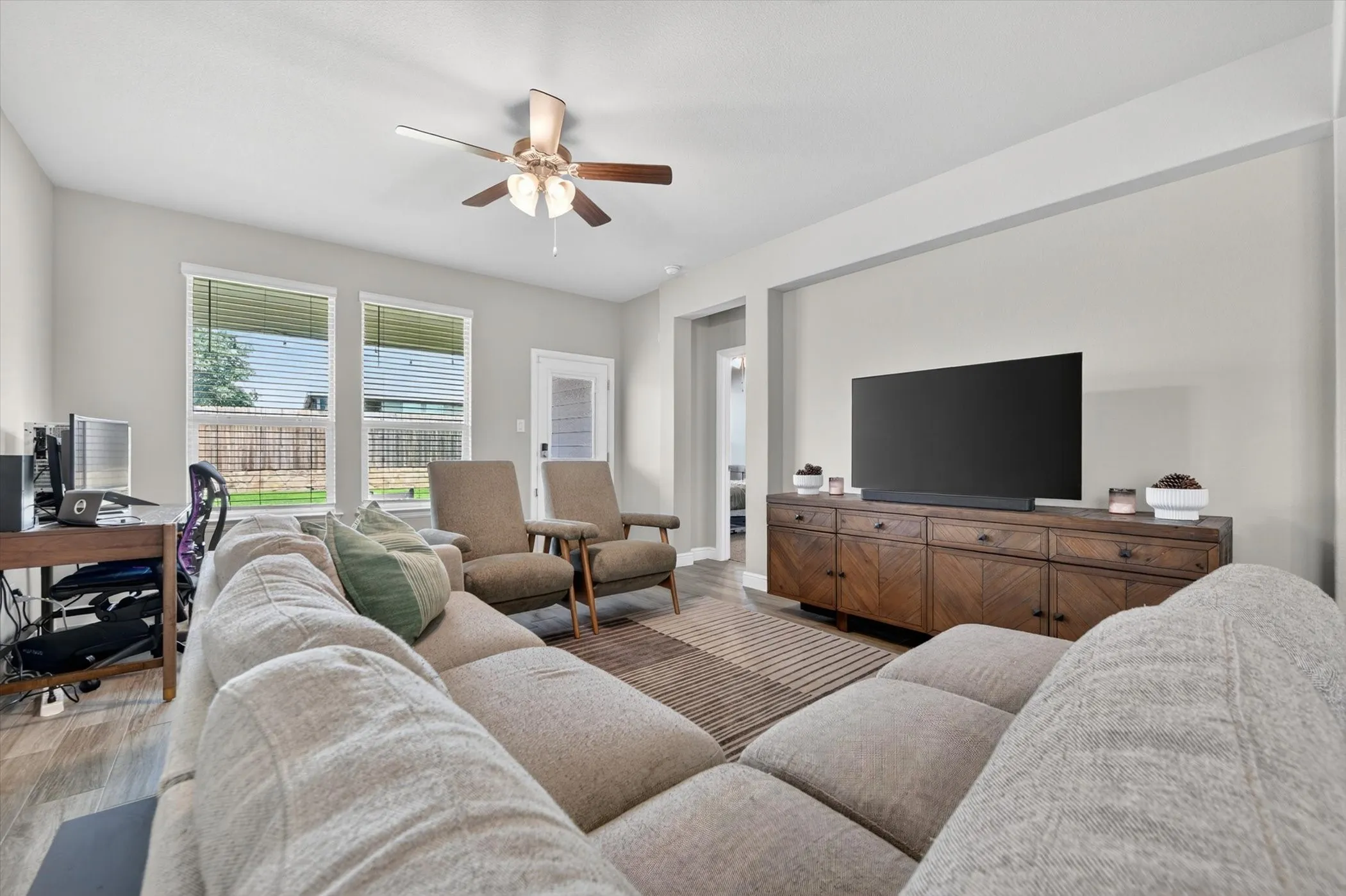 Single Family Residence For Sale in Parker County , 2428 O'Connor Ranch Drive, Weatherford, Texas 76087, 3 Bedroom, 2 Bathroom, 2 Garage spaces, 1,736 Sqft, built in 2021, mls#21286074, Real Estate Agent in Weatherford, Homes For Sale in Parker county, Homes For Sale in Weatherford, Realtor in Weatherford Texas, Real Estate Brokerage Independent Realty Texas, Luminita Cordes Realtor