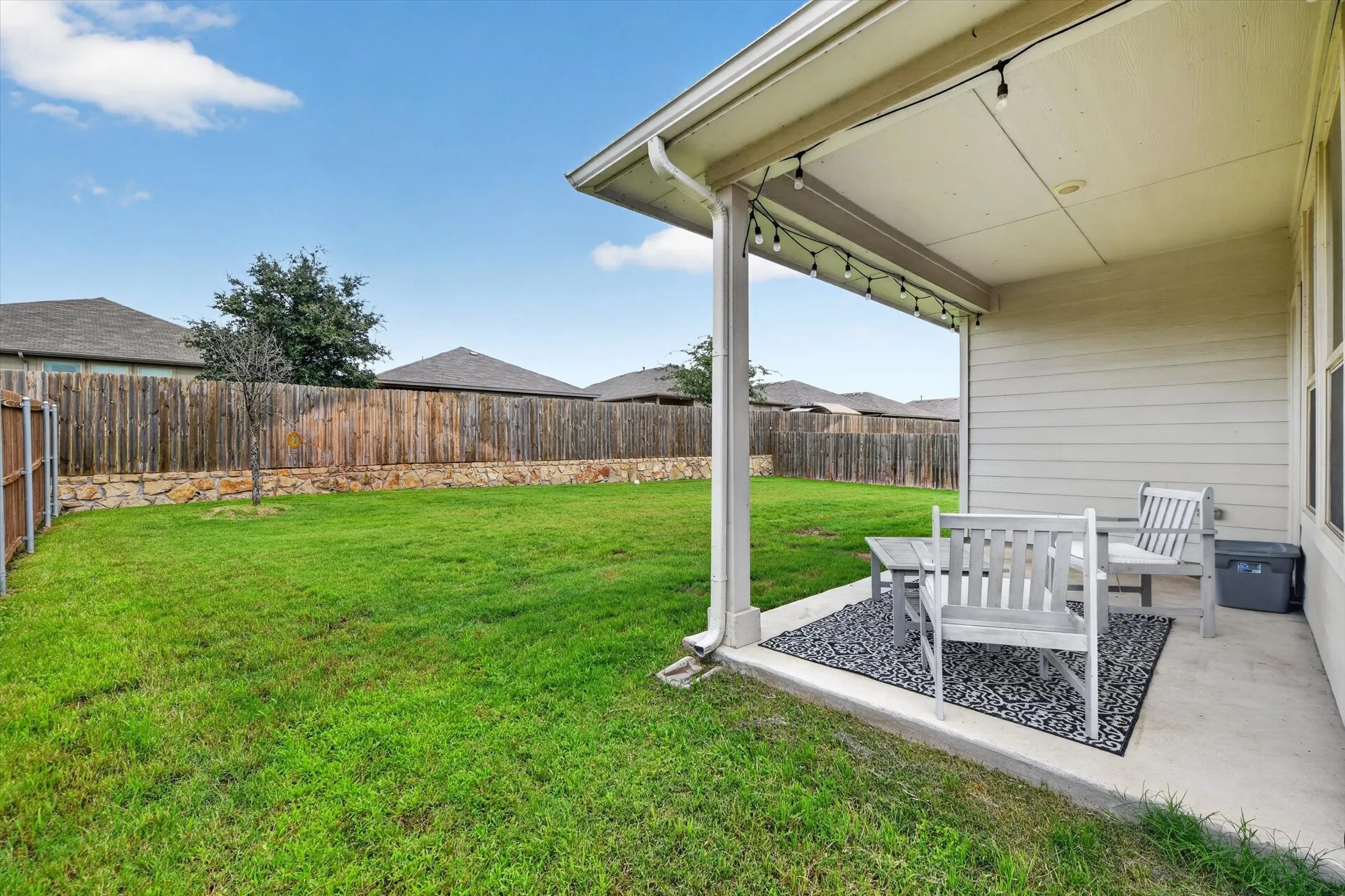 Single Family Residence For Sale in Parker County , 2428 O'Connor Ranch Drive, Weatherford, Texas 76087, 3 Bedroom, 2 Bathroom, 2 Garage spaces, 1,736 Sqft, built in 2021, mls#21286074, Real Estate Agent in Weatherford, Homes For Sale in Parker county, Homes For Sale in Weatherford, Realtor in Weatherford Texas, Real Estate Brokerage Independent Realty Texas, Luminita Cordes Realtor