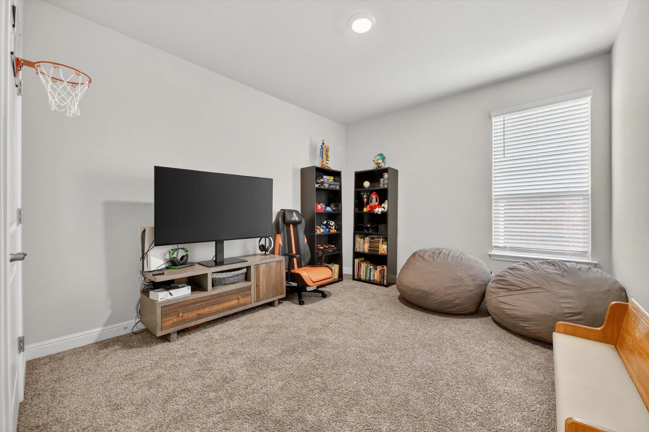 Single Family Residence For Sale in Parker County , 2428 O'Connor Ranch Drive, Weatherford, Texas 76087, 3 Bedroom, 2 Bathroom, 2 Garage spaces, 1,736 Sqft, built in 2021, mls#21286074, Real Estate Agent in Weatherford, Homes For Sale in Parker county, Homes For Sale in Weatherford, Realtor in Weatherford Texas, Real Estate Brokerage Independent Realty Texas, Luminita Cordes Realtor