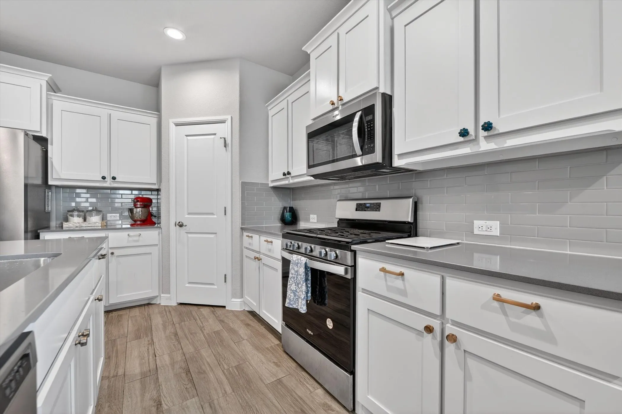 Single Family Residence For Sale in Parker County , 2428 O'Connor Ranch Drive, Weatherford, Texas 76087, 3 Bedroom, 2 Bathroom, 2 Garage spaces, 1,736 Sqft, built in 2021, mls#21286074, Real Estate Agent in Weatherford, Homes For Sale in Parker county, Homes For Sale in Weatherford, Realtor in Weatherford Texas, Real Estate Brokerage Independent Realty Texas, Luminita Cordes Realtor