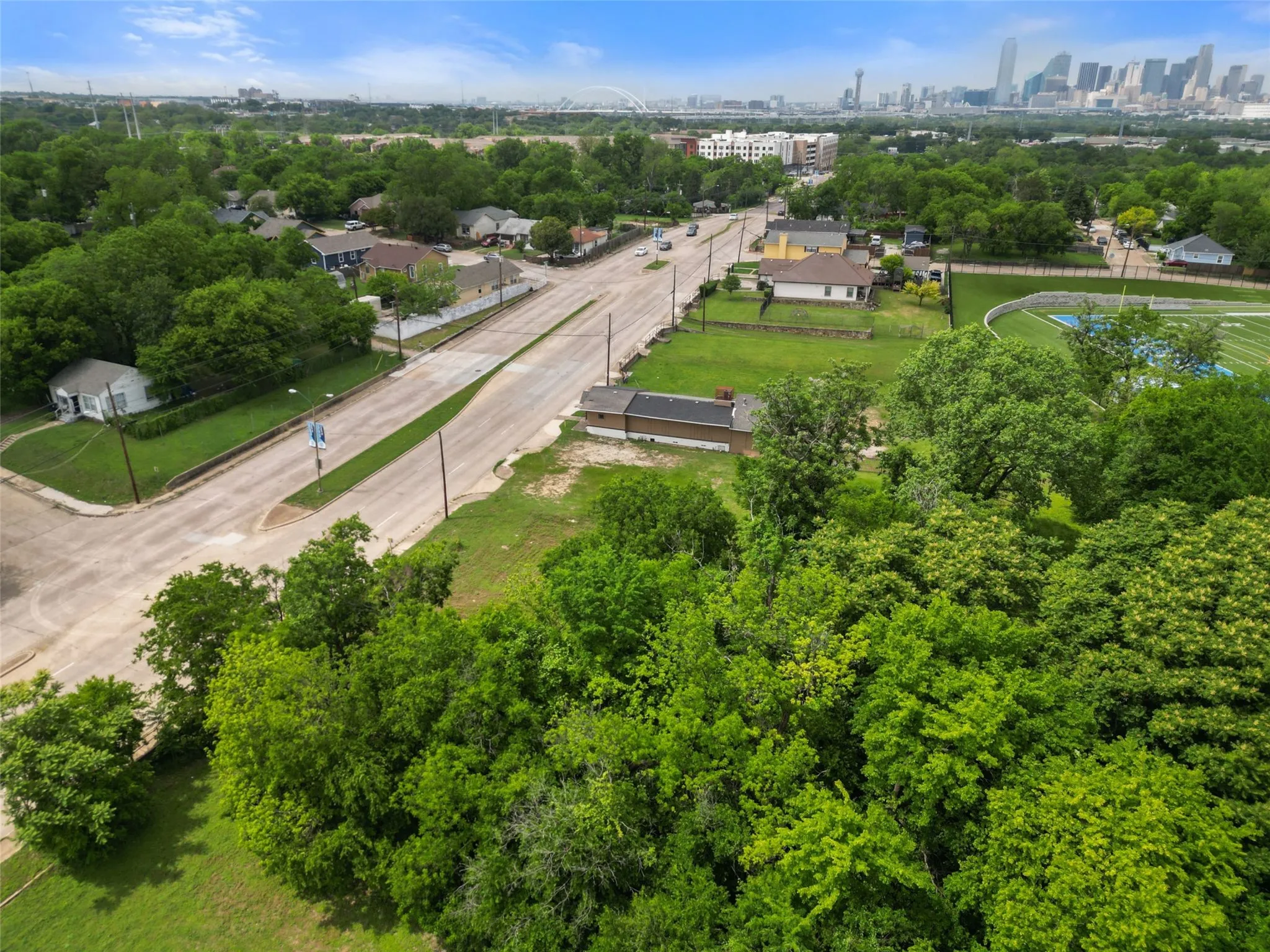 Unimproved Land For Sale in Dallas County , 654 S Corinth Street Road, Dallas, Texas 75203, 0, 0, Garage spaces, 0 Sqft, built in 0, mls#21286136, Real Estate Agent in Dallas, Homes For Sale in Dallas county, Homes For Sale in Dallas, Realtor in Dallas Texas, Real Estate Brokerage Independent Realty Texas, Luminita Cordes Realtor