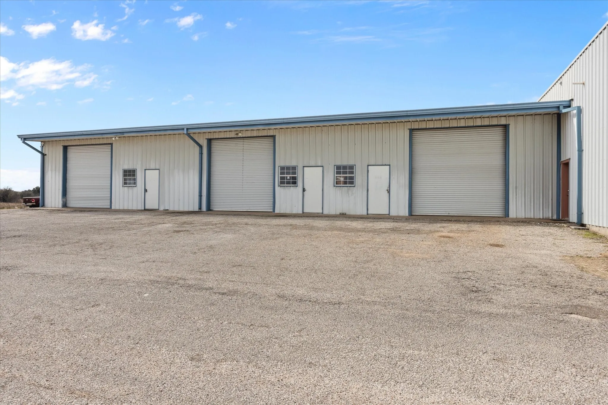 Warehouse For Rent in Hood County , 4053 Acton Highway Warehouse 1, Granbury, Texas 76049, 0, 0, Garage spaces, 0 Sqft, built in 1998, mls#21286139, Real Estate Agent in Granbury, Homes For Rent in Hood county, Homes For Rent in Granbury, Realtor in Granbury Texas, Real Estate Brokerage Independent Realty Texas, Luminita Cordes Realtor