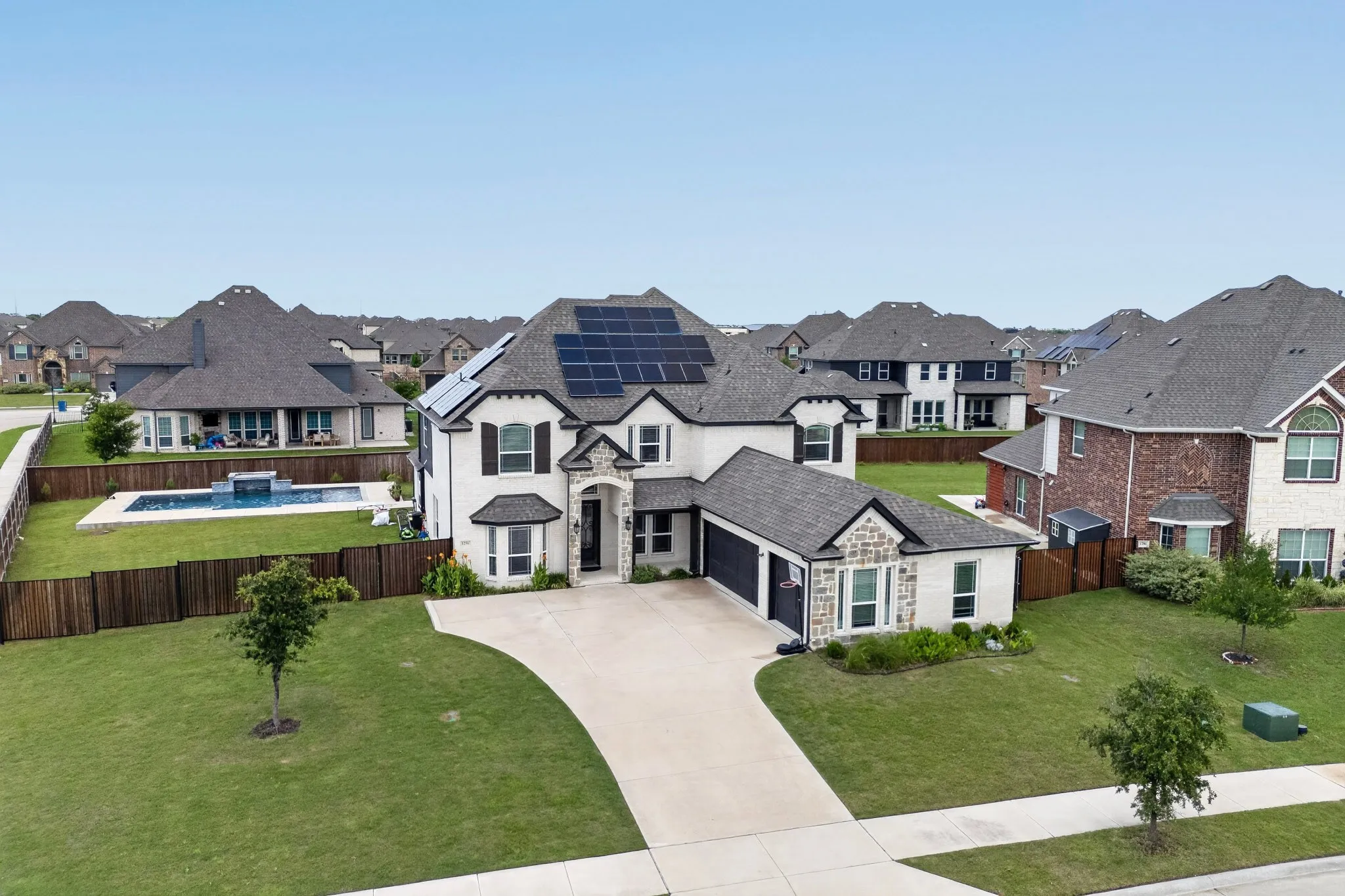 Single Family Residence For Sale in Tarrant County , 1296 Pleasant Run Drive, Haslet, Texas 76052, 6 Bedroom, 4 Bathroom, 3 Garage spaces, 4,419 Sqft, built in 2021, mls#21285651, Real Estate Agent in Haslet, Homes For Sale in Tarrant county, Homes For Sale in Haslet, Realtor in Haslet Texas, Real Estate Brokerage Independent Realty Texas, Luminita Cordes Realtor