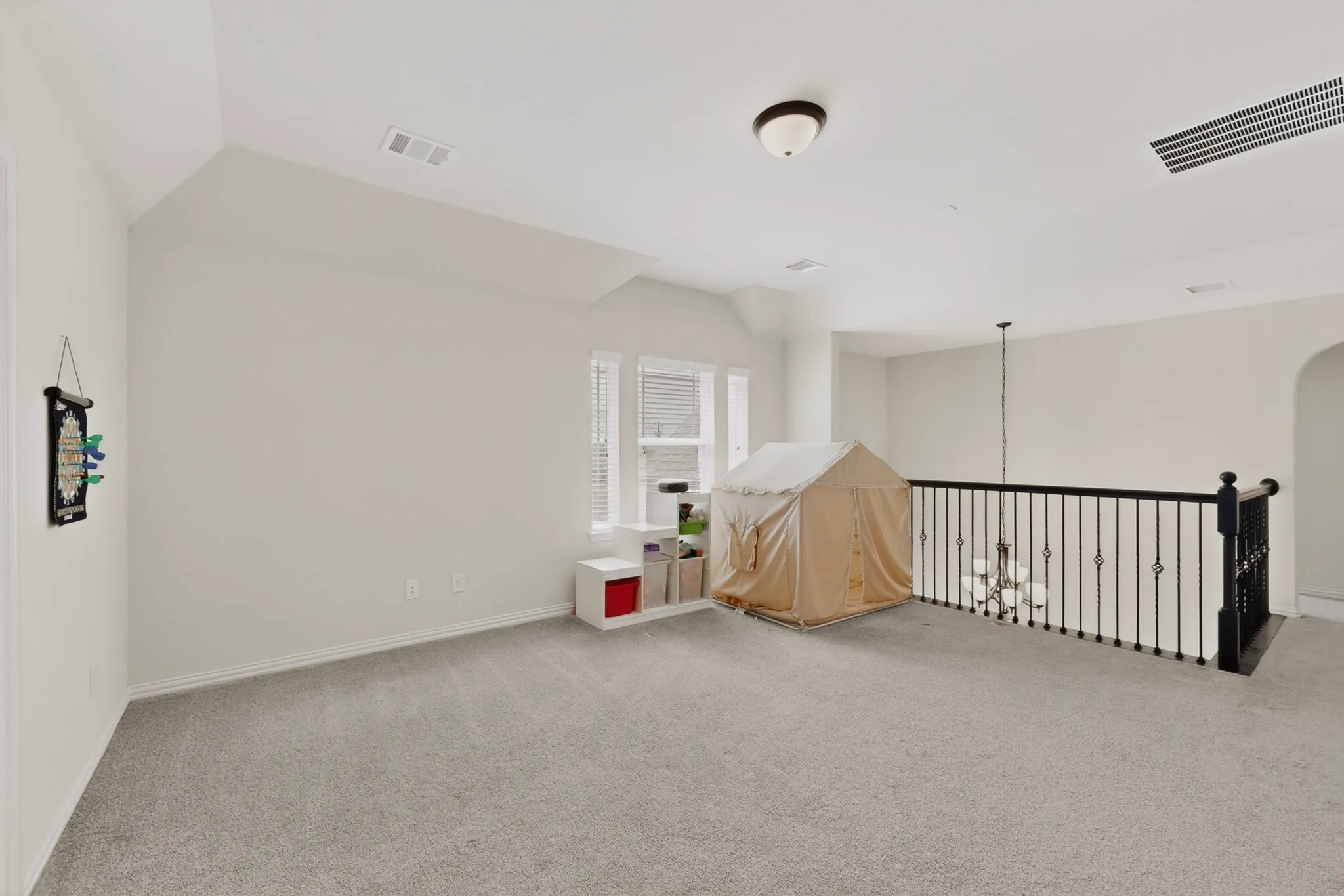 Single Family Residence For Sale in Tarrant County , 1296 Pleasant Run Drive, Haslet, Texas 76052, 6 Bedroom, 4 Bathroom, 3 Garage spaces, 4,419 Sqft, built in 2021, mls#21285651, Real Estate Agent in Haslet, Homes For Sale in Tarrant county, Homes For Sale in Haslet, Realtor in Haslet Texas, Real Estate Brokerage Independent Realty Texas, Luminita Cordes Realtor