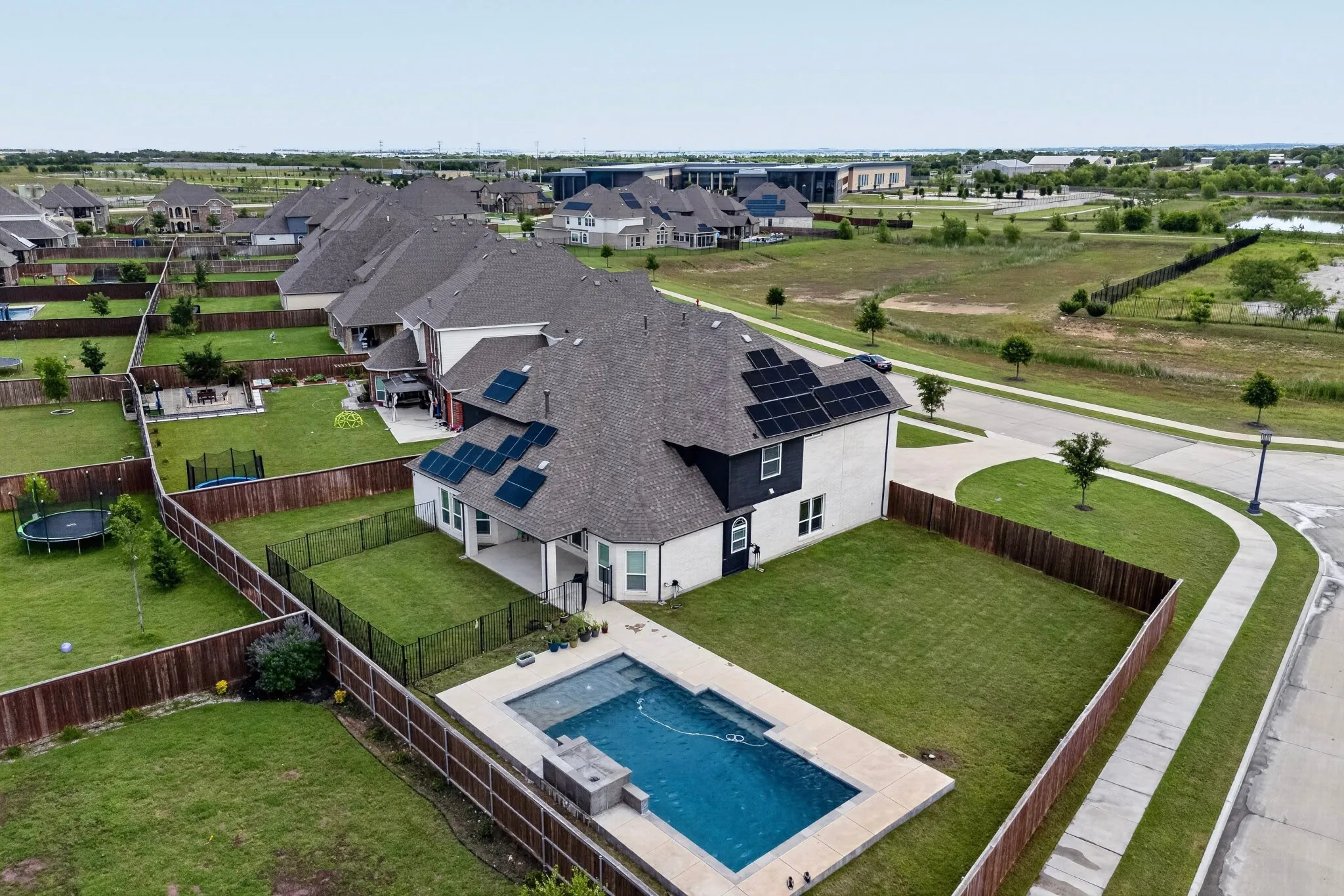 Single Family Residence For Sale in Tarrant County , 1296 Pleasant Run Drive, Haslet, Texas 76052, 6 Bedroom, 4 Bathroom, 3 Garage spaces, 4,419 Sqft, built in 2021, mls#21285651, Real Estate Agent in Haslet, Homes For Sale in Tarrant county, Homes For Sale in Haslet, Realtor in Haslet Texas, Real Estate Brokerage Independent Realty Texas, Luminita Cordes Realtor