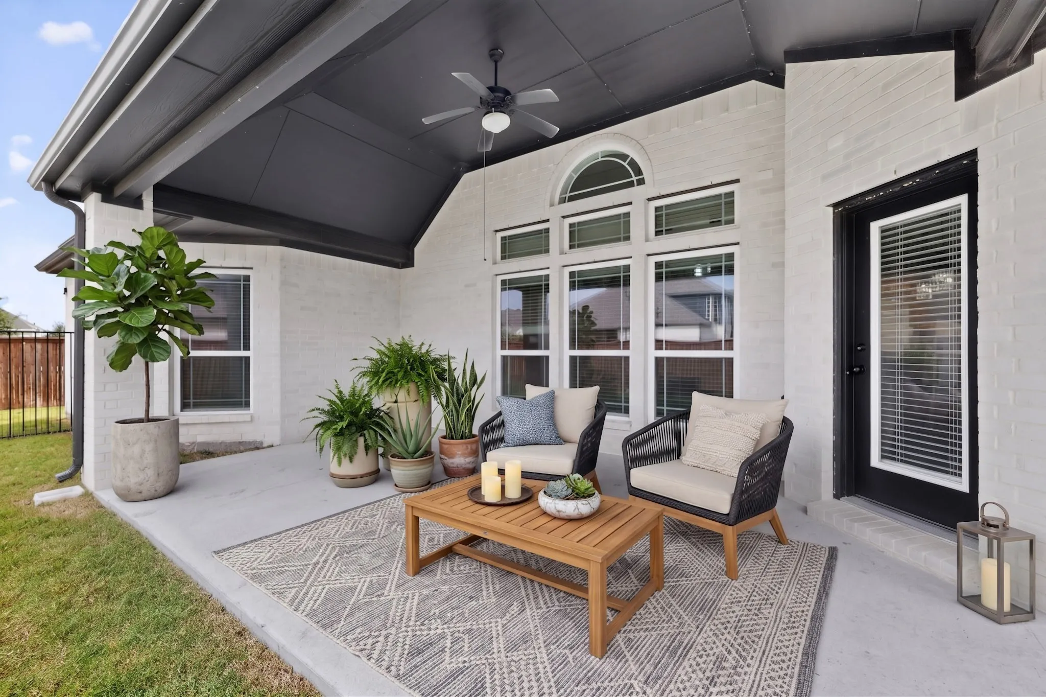 Single Family Residence For Sale in Tarrant County , 1296 Pleasant Run Drive, Haslet, Texas 76052, 6 Bedroom, 4 Bathroom, 3 Garage spaces, 4,419 Sqft, built in 2021, mls#21285651, Real Estate Agent in Haslet, Homes For Sale in Tarrant county, Homes For Sale in Haslet, Realtor in Haslet Texas, Real Estate Brokerage Independent Realty Texas, Luminita Cordes Realtor