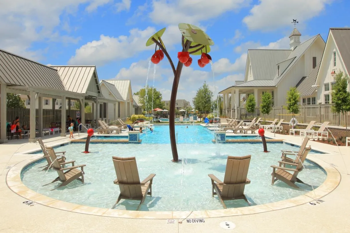 Pecan Square pool