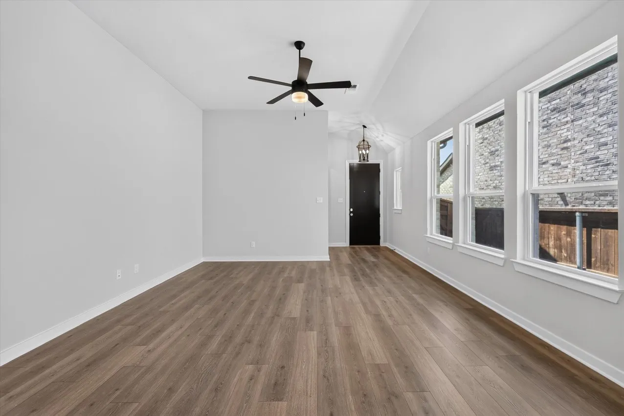 Single Family Residence For Sale in Grayson County , 3710 Southbend Drive, Denison, Texas 75020, 3 Bedroom, 2 Bathroom, 2 Garage spaces, 1,618 Sqft, built in 2026, mls#21286181, Real Estate Agent in Denison, Homes For Sale in Grayson county, Homes For Sale in Denison, Realtor in Denison Texas, Real Estate Brokerage Independent Realty Texas, Luminita Cordes Realtor