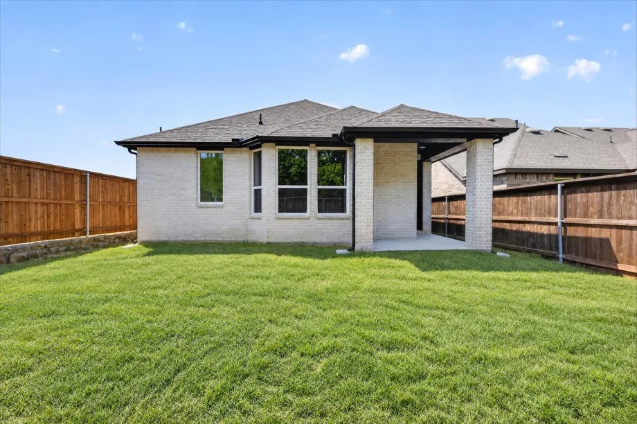 Single Family Residence For Sale in Grayson County , 3710 Southbend Drive, Denison, Texas 75020, 3 Bedroom, 2 Bathroom, 2 Garage spaces, 1,618 Sqft, built in 2026, mls#21286181, Real Estate Agent in Denison, Homes For Sale in Grayson county, Homes For Sale in Denison, Realtor in Denison Texas, Real Estate Brokerage Independent Realty Texas, Luminita Cordes Realtor