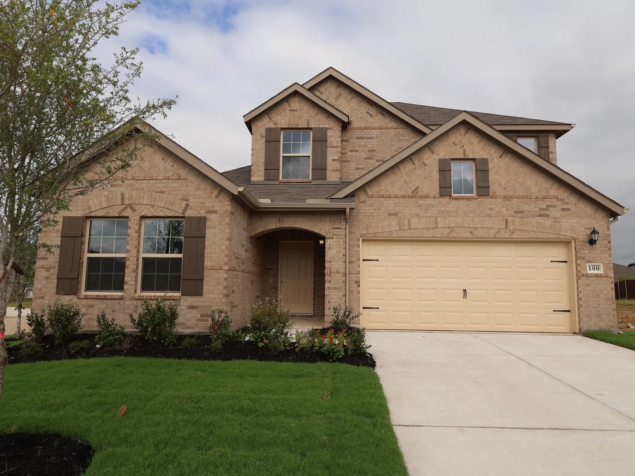 Single Family Residence For Sale in Hunt County , 100 Biscayne Lane, Royse City, Texas 75189, 4 Bedroom, 3 Bathroom, 2 Garage spaces, 2,425 Sqft, built in 2026, mls#21271828, Real Estate Agent in Royse City, Homes For Sale in Hunt county, Homes For Sale in Royse City, Realtor in Royse City Texas, Real Estate Brokerage Independent Realty Texas, Luminita Cordes Realtor