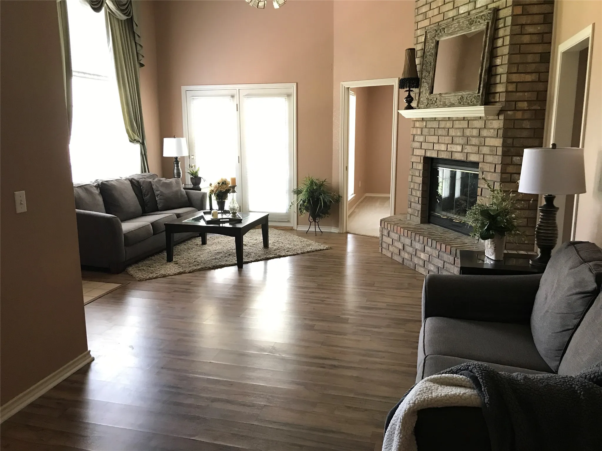 Single Family Residence For Sale in Wichita County , 3702 Alexandria Street, Wichita Falls, Texas 76310, 3 Bedroom, 2 Bathroom, 2 Garage spaces, 1,357 Sqft, built in 1988, mls#21286188, Real Estate Agent in Wichita Falls, Homes For Sale in Wichita county, Homes For Sale in Wichita Falls, Realtor in Wichita Falls Texas, Real Estate Brokerage Independent Realty Texas, Luminita Cordes Realtor
